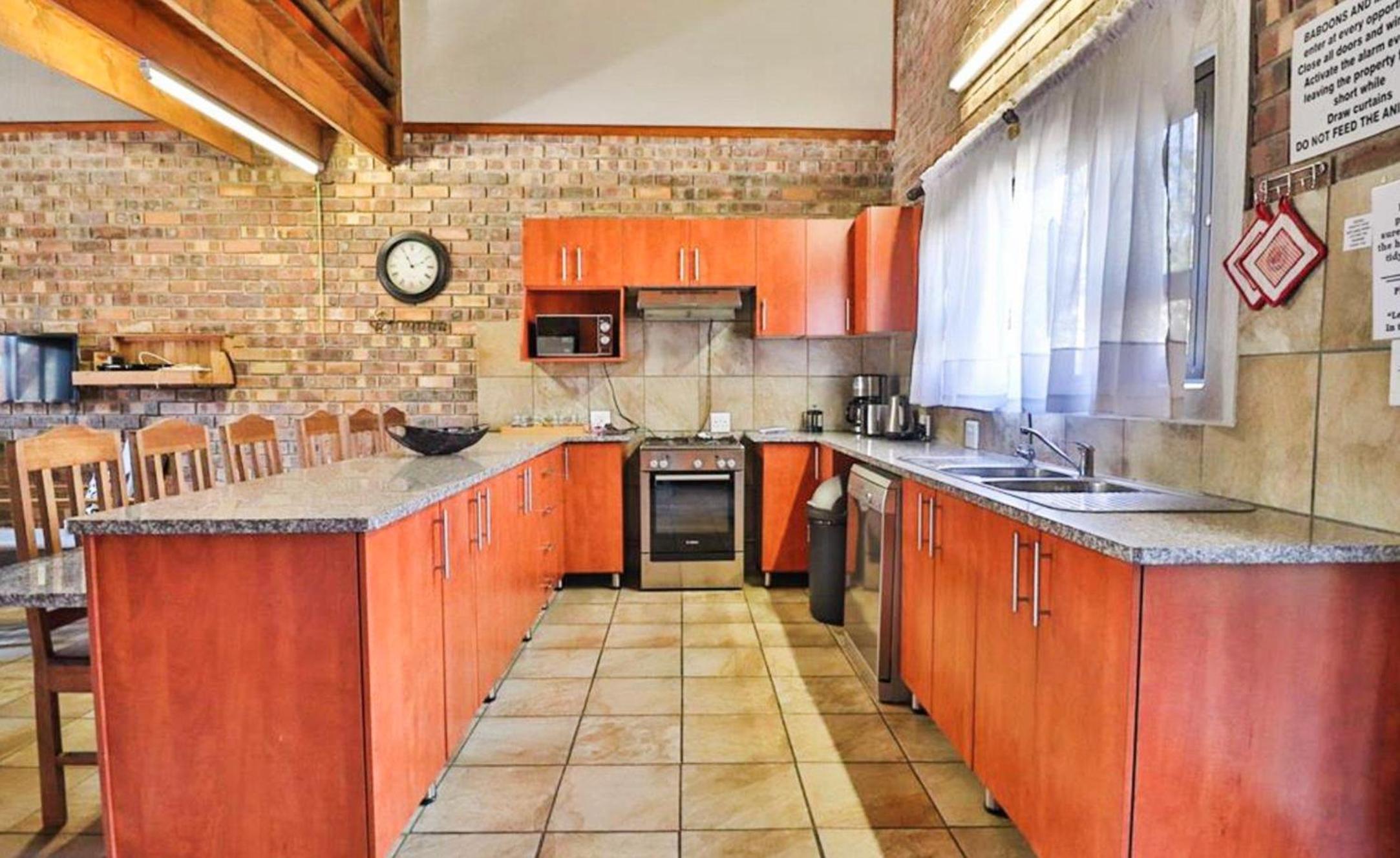 Nghala Self-catering Holiday Home view 3