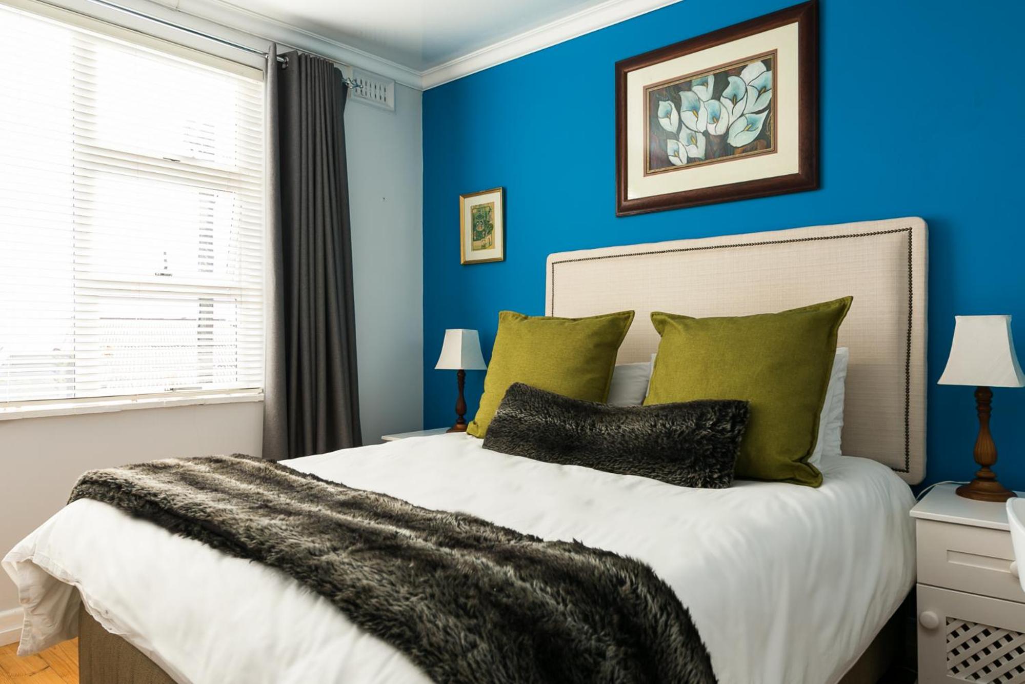 5 Bedroom 5 Bathroom Sea Point Villa with Secure Parking view 2