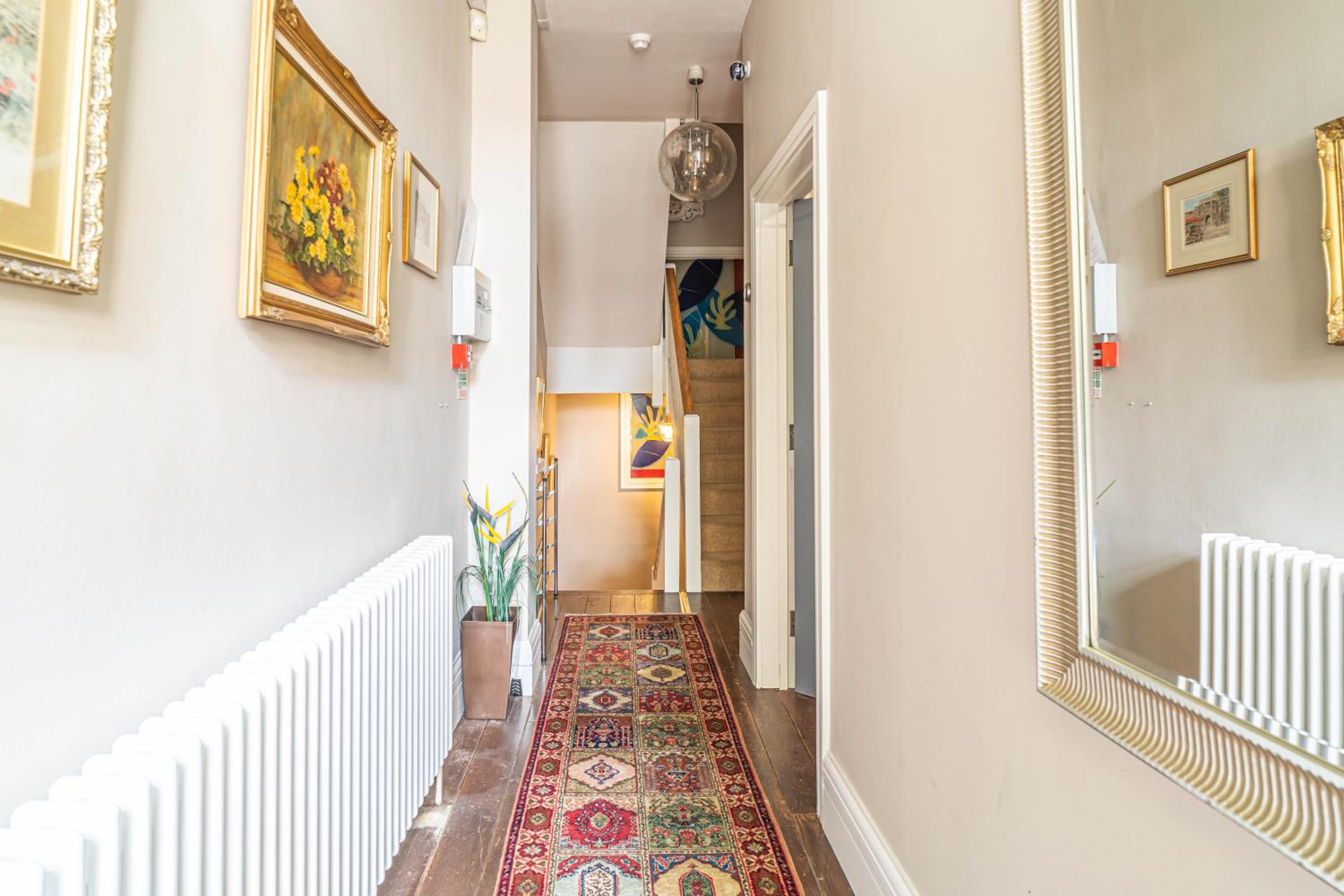 House close to kings cross