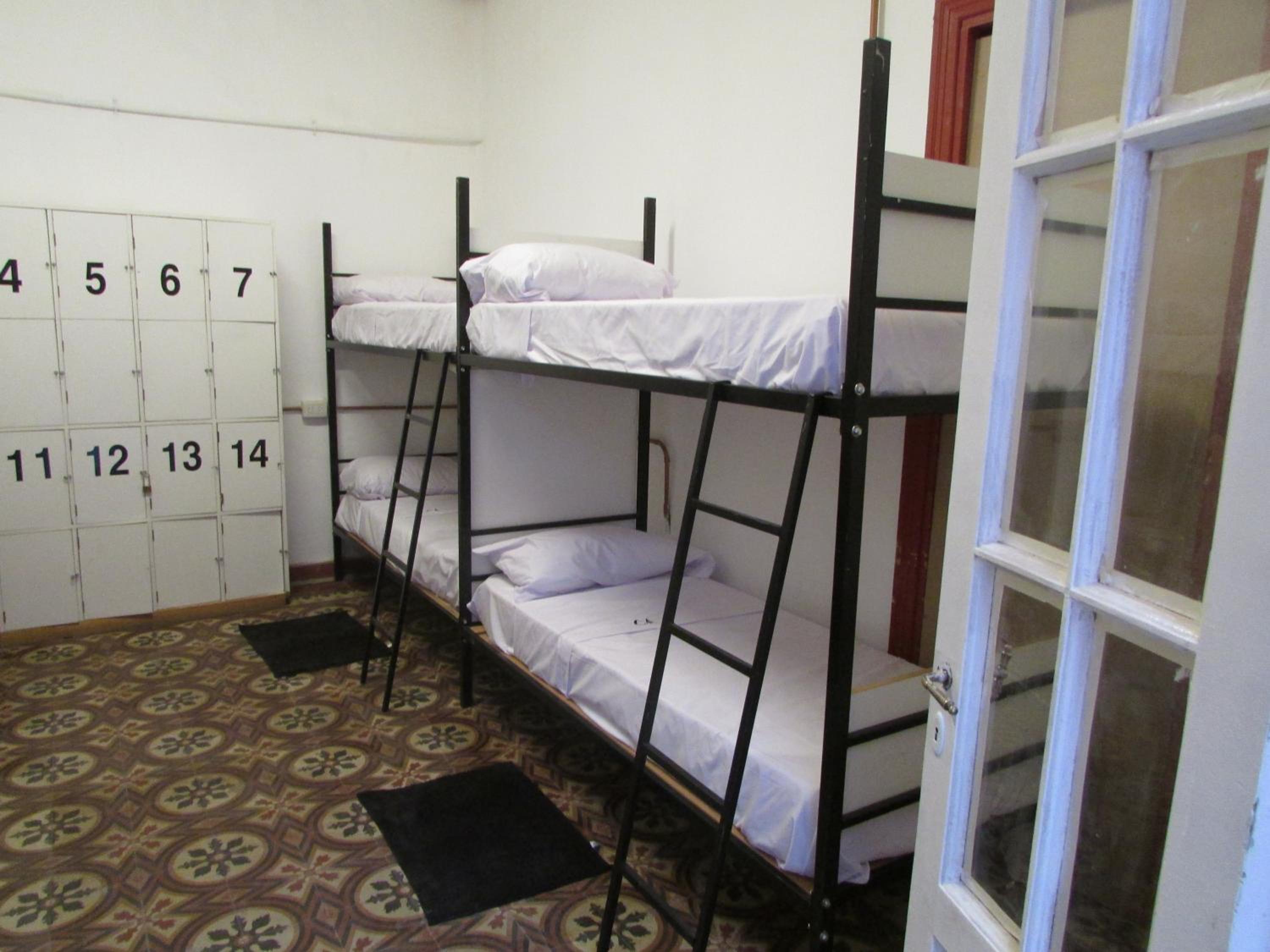 CASA ARTIGAS Hostel