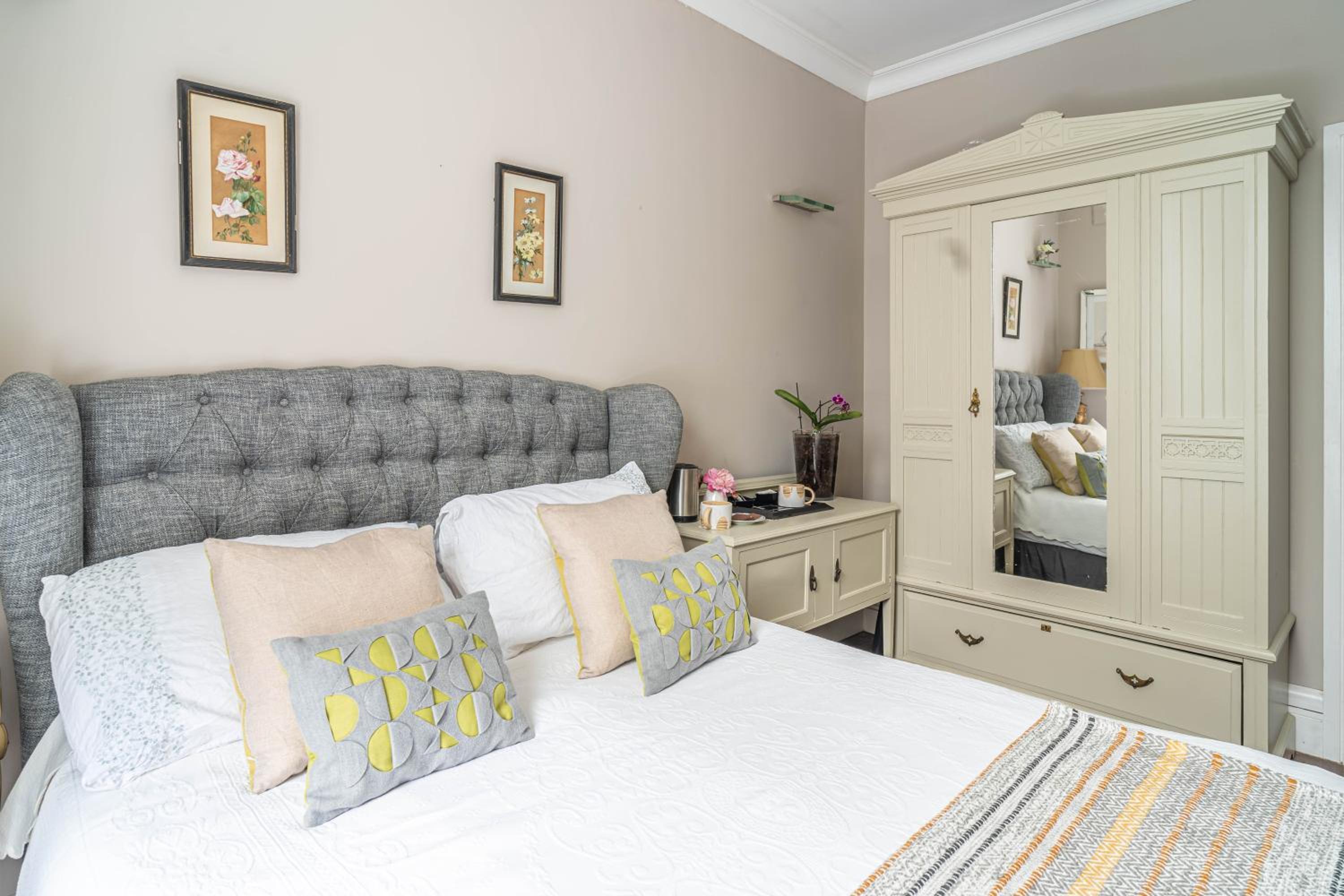 House close to kings cross