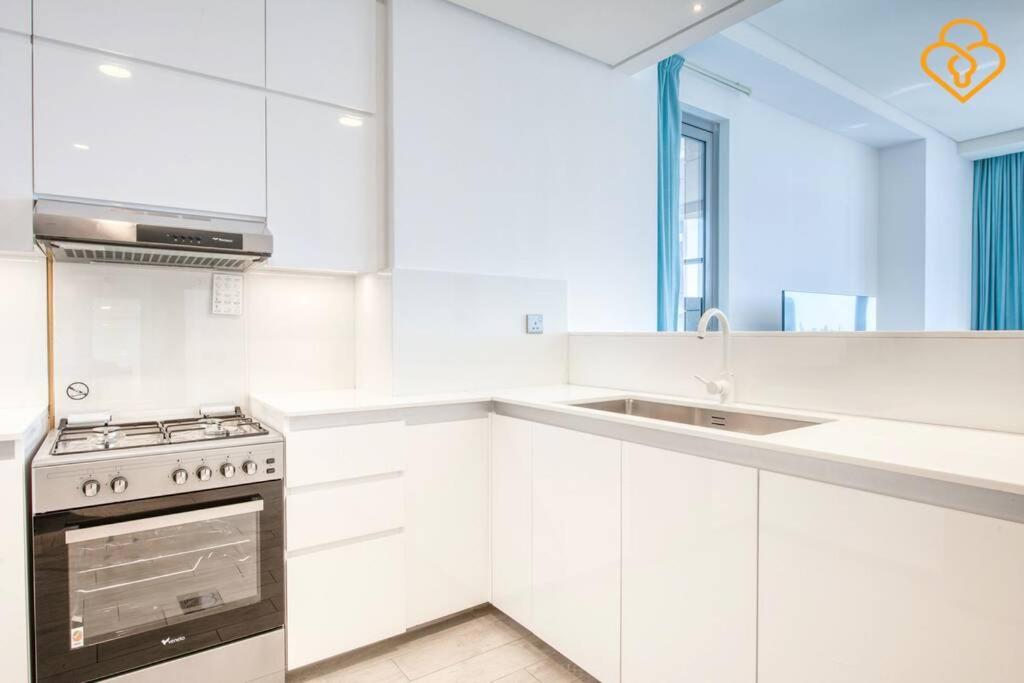 Keysplease New Beautiful 1 B/R Apt, Atria Tower Business Bay