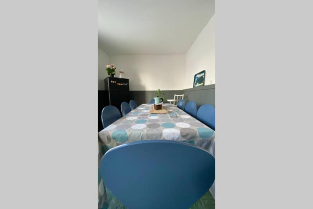 Familien-Haus, Garten, Feuerstelle mit Grill, 50m zum Rhein