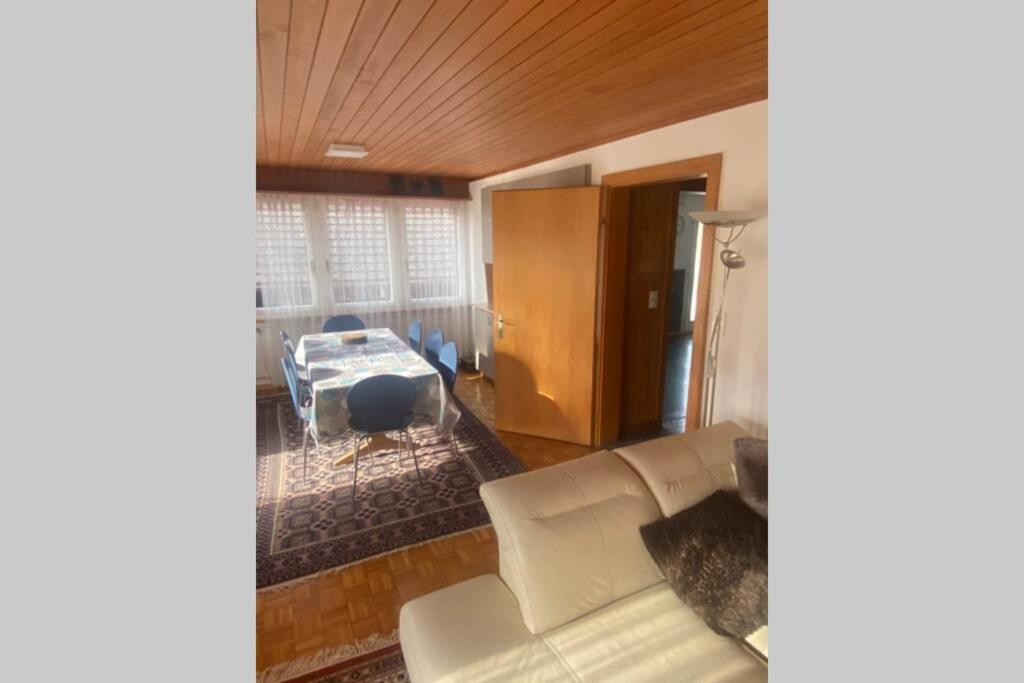 Familien-Haus, Garten, Feuerstelle mit Grill, 50m zum Rhein