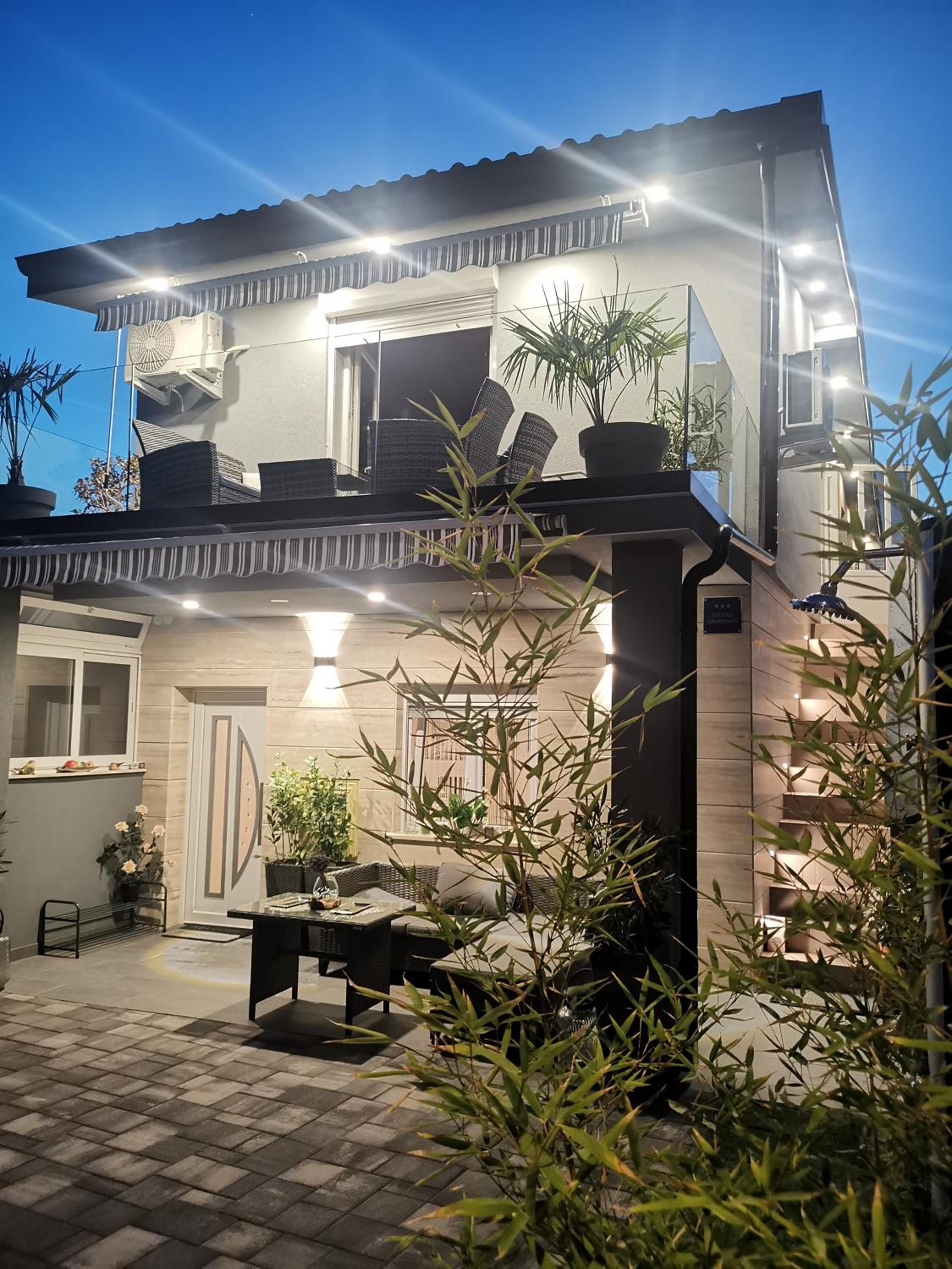 Hotel Apartmani Šarm - Image 1