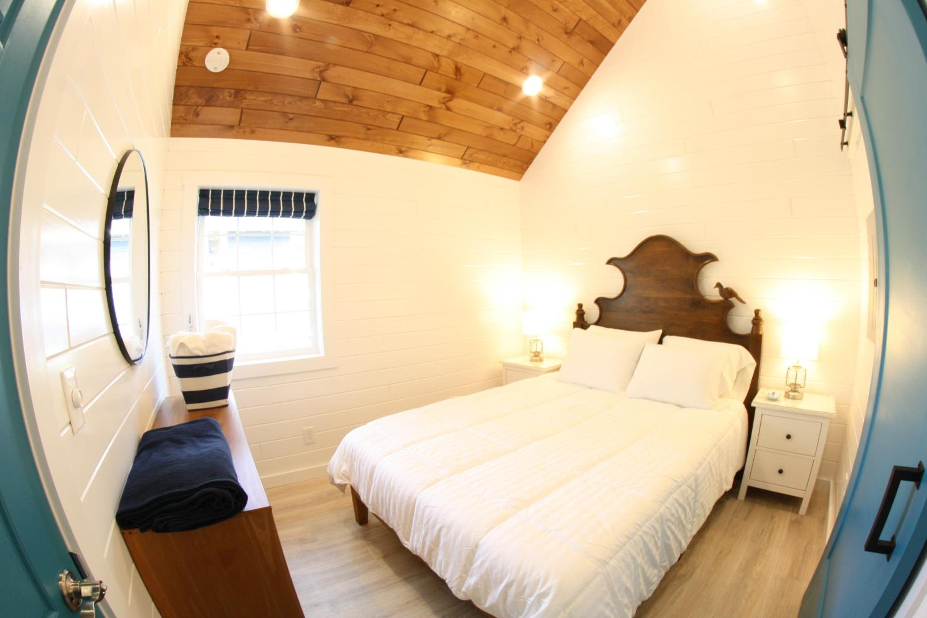The Ledges Resort & Marina view 3