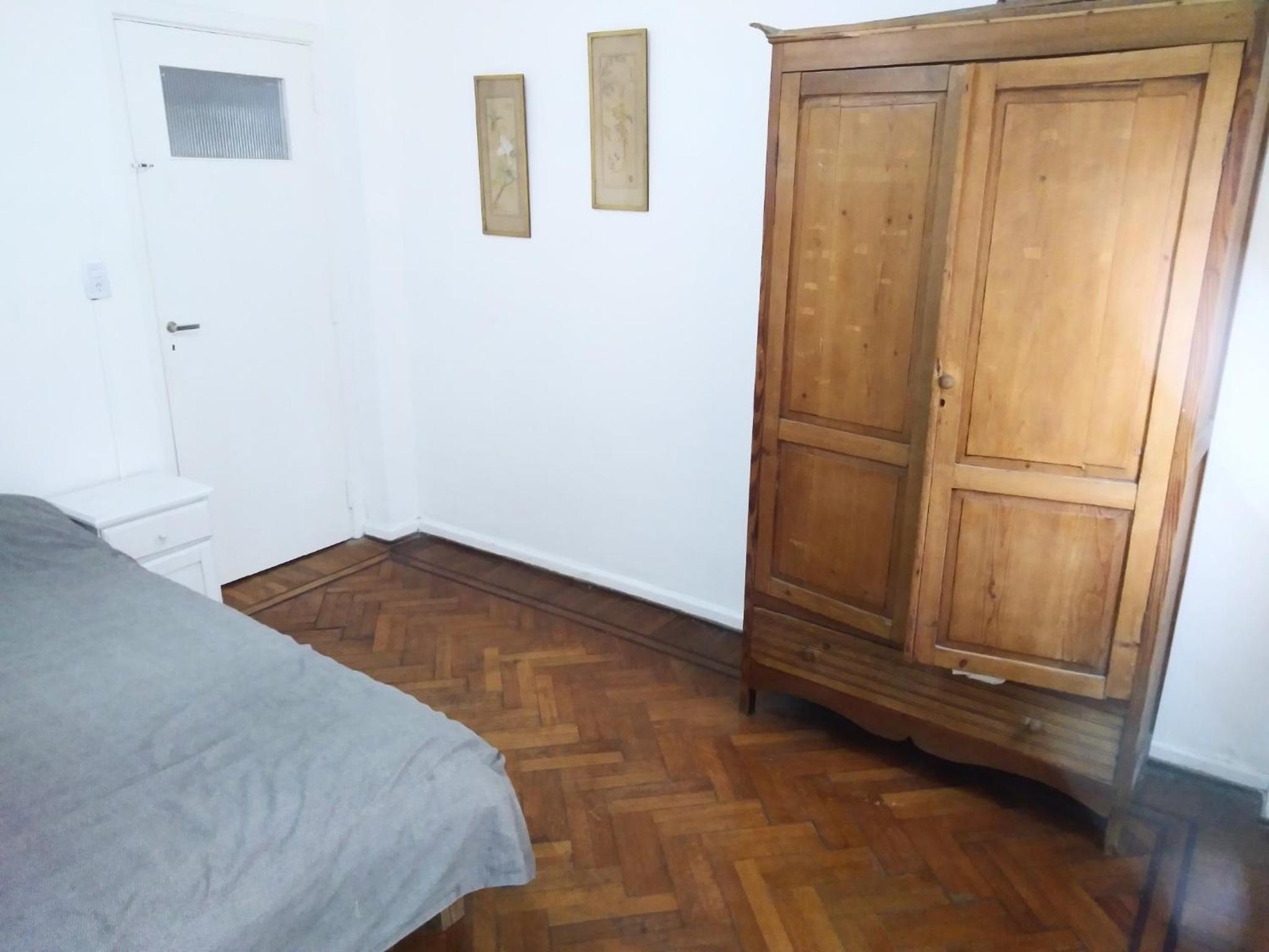 Apartamento todo entero