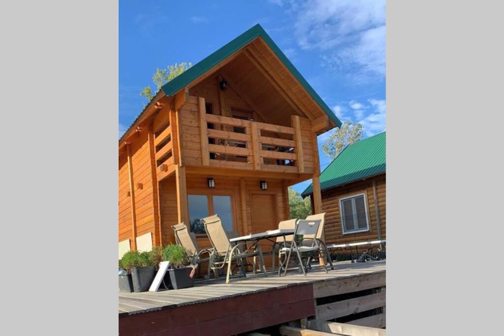 Cheerful cabin in Ada bojana view 5