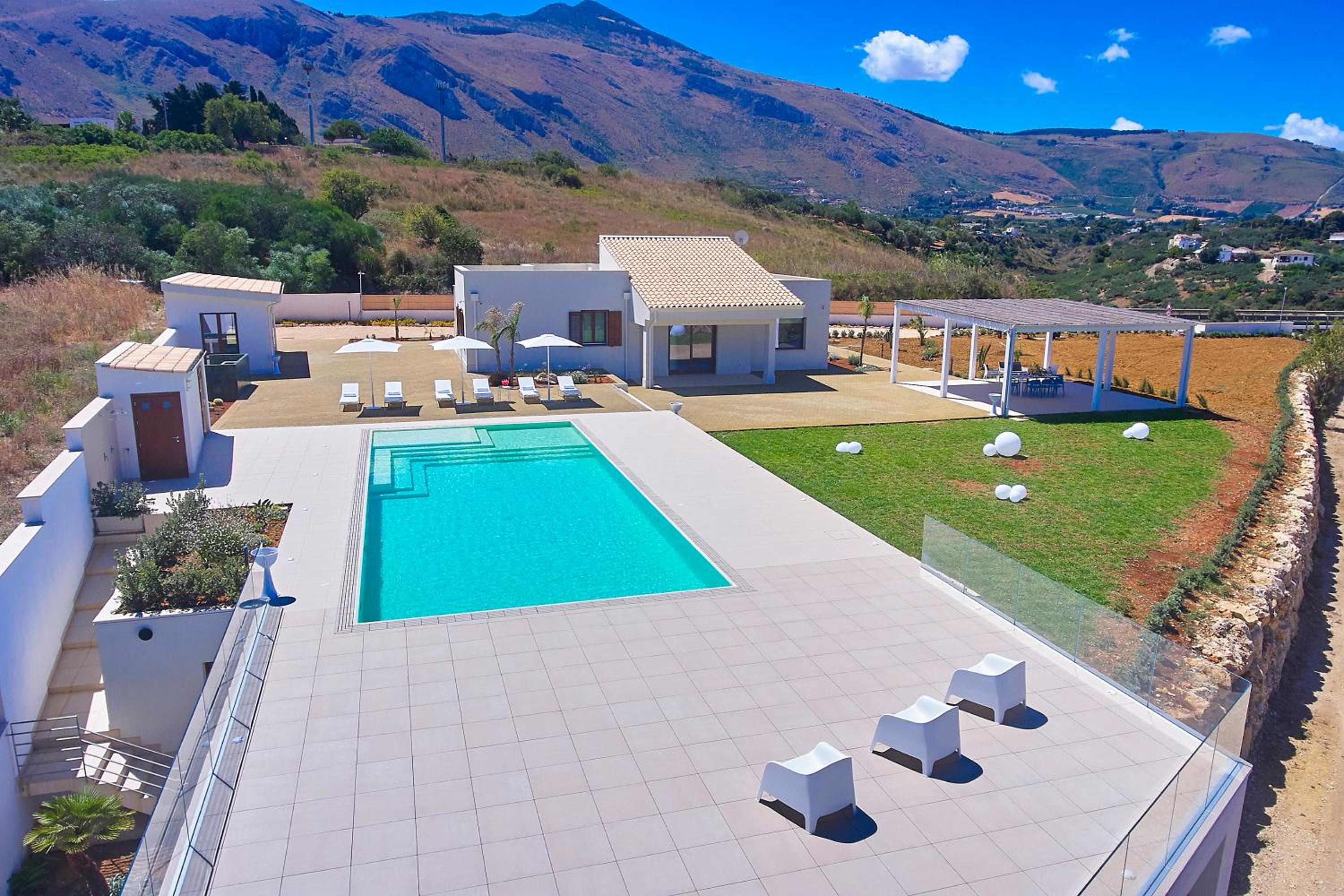 Villa Etesiae view 2