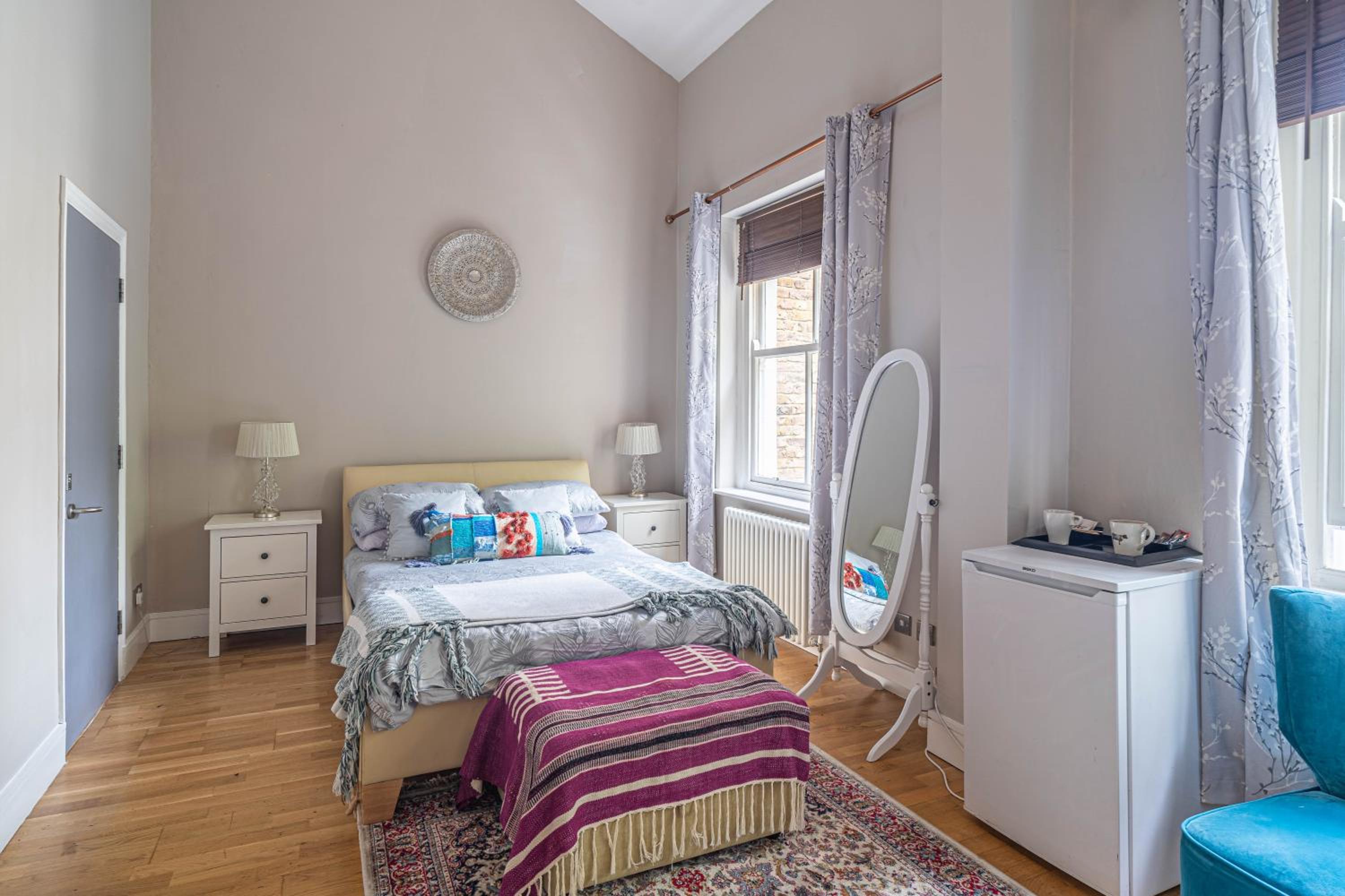 House close to kings cross
