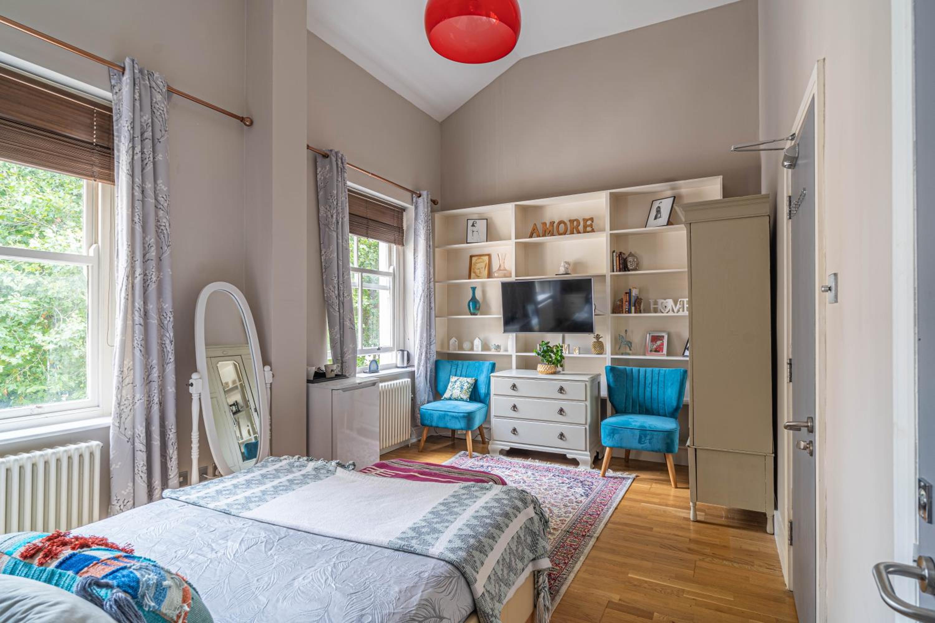 House close to kings cross