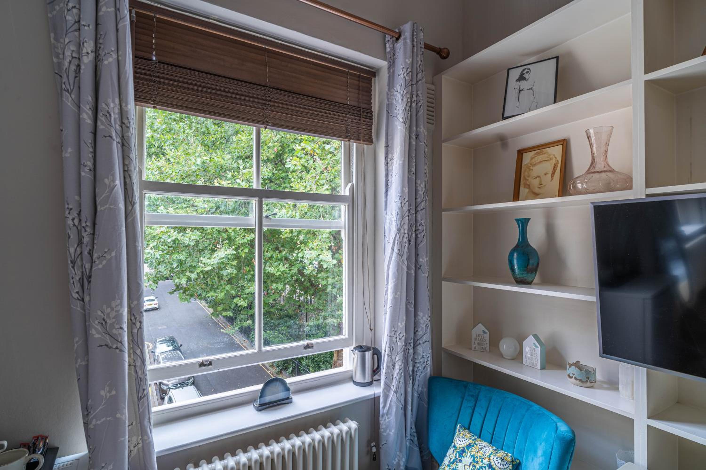 House close to kings cross