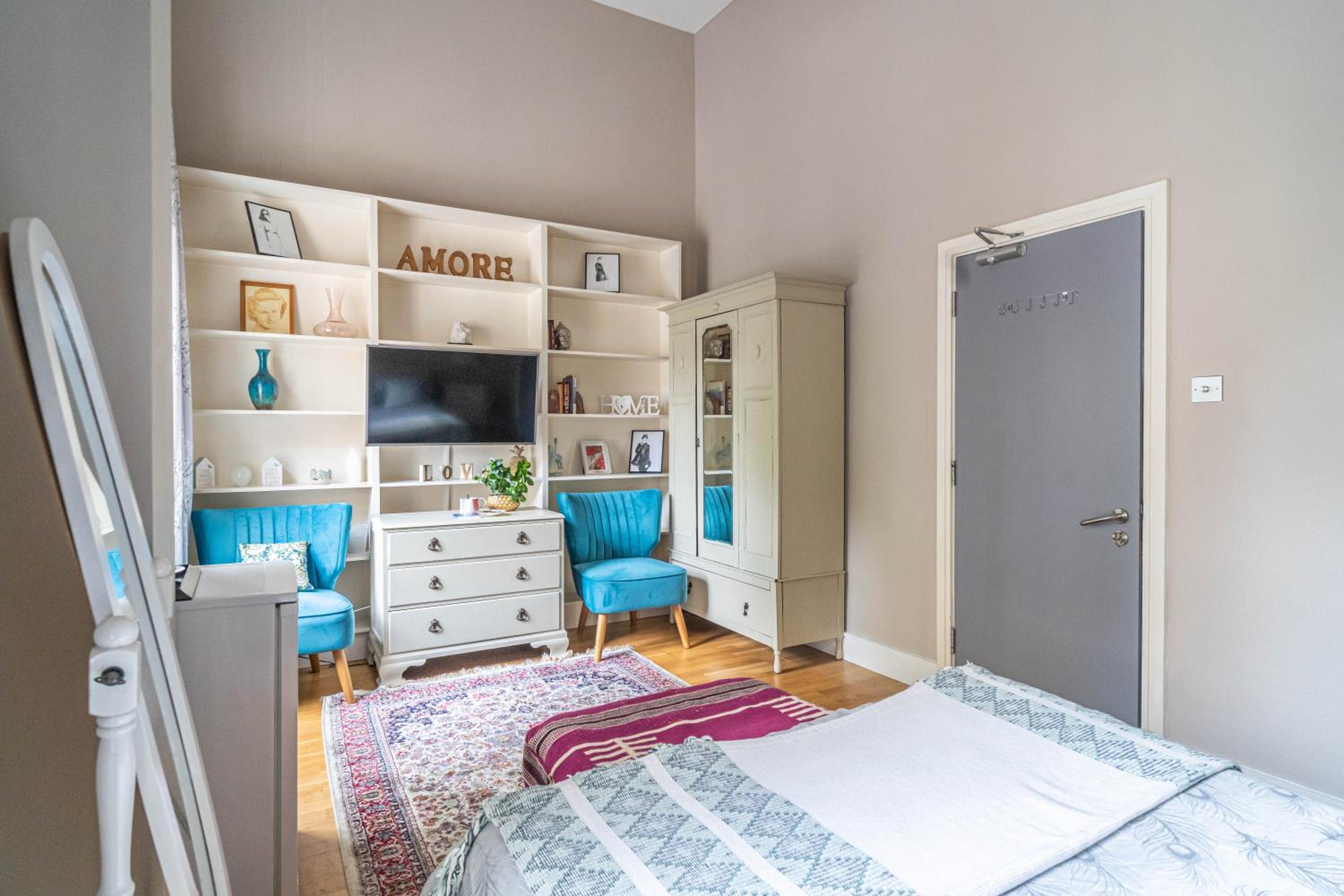 House close to kings cross