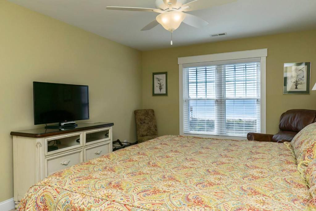 Beautiful ocean view property that will accommodate large groups. You Name It