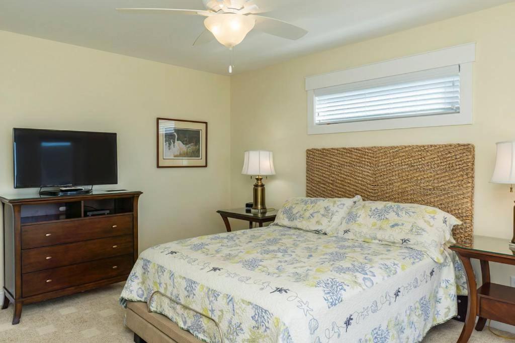 Beautiful ocean view property that will accommodate large groups. You Name It