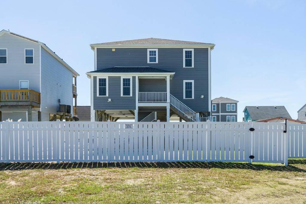 Beautiful ocean view property that will accommodate large groups. You Name It