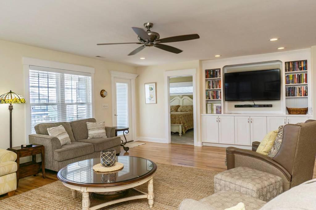 Beautiful ocean view property that will accommodate large groups. You Name It