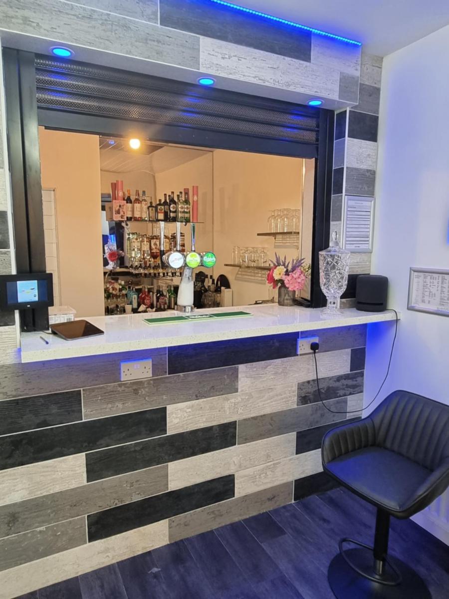 bar