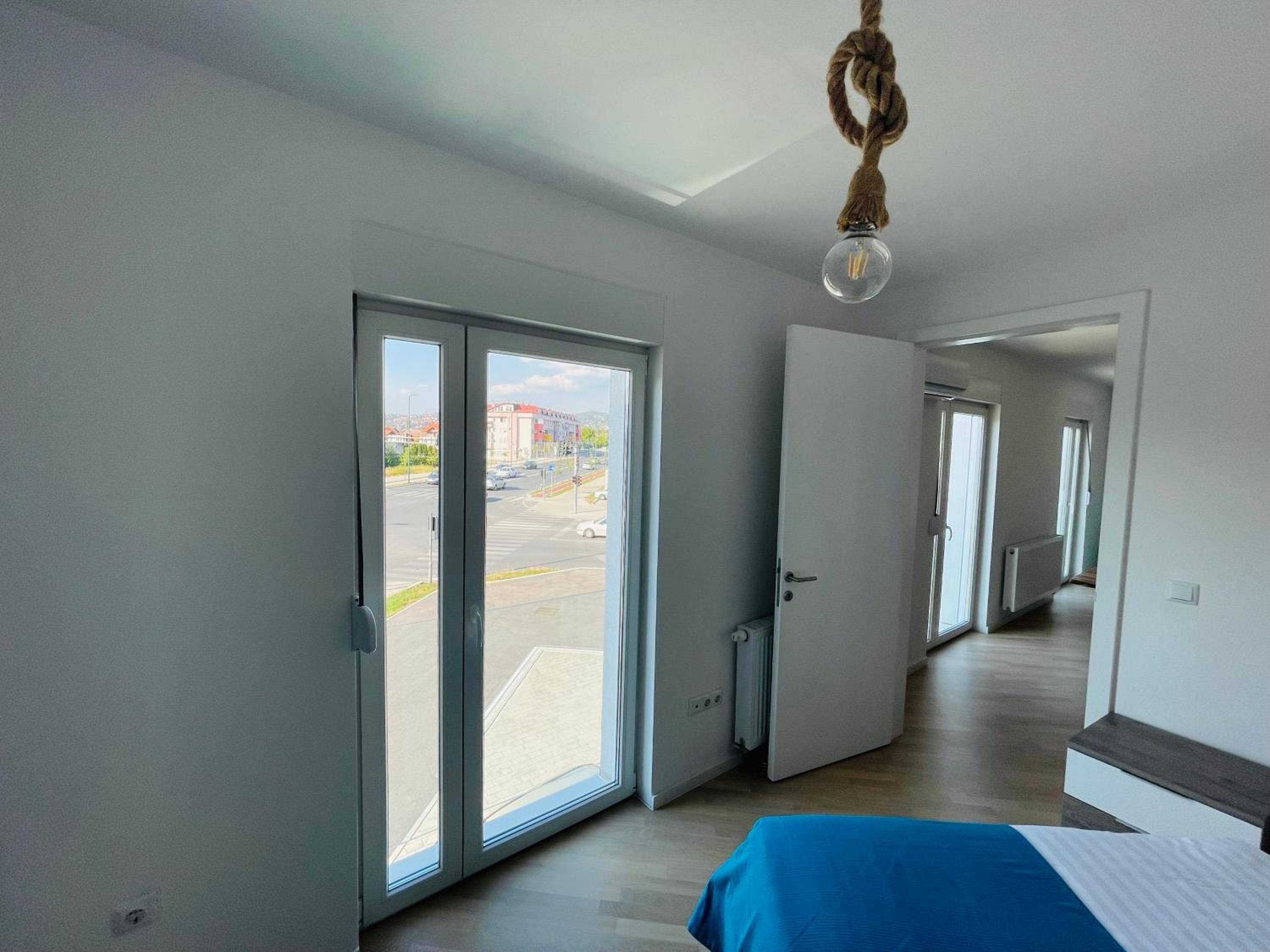 Apartment 7