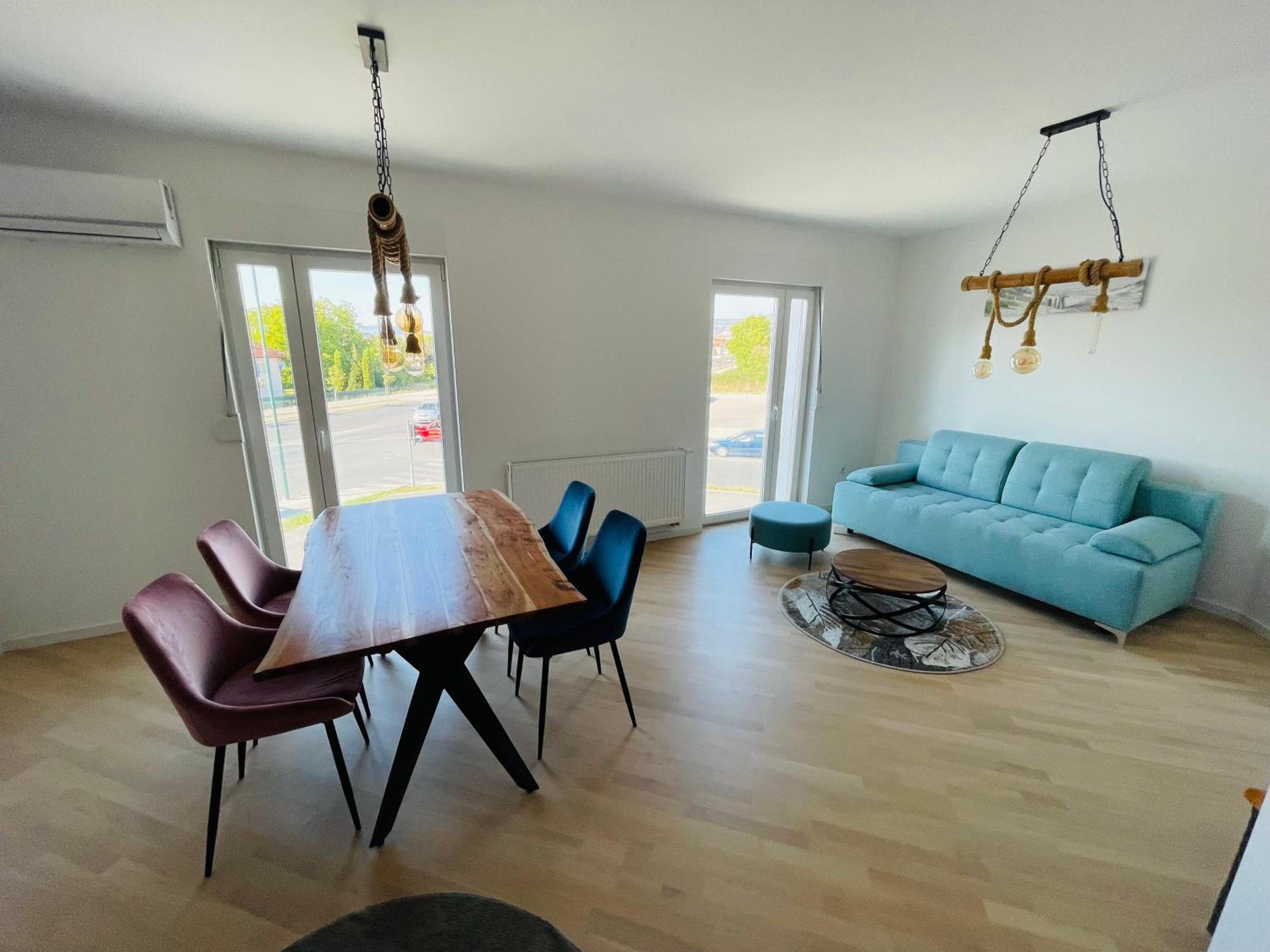 Apartment 7