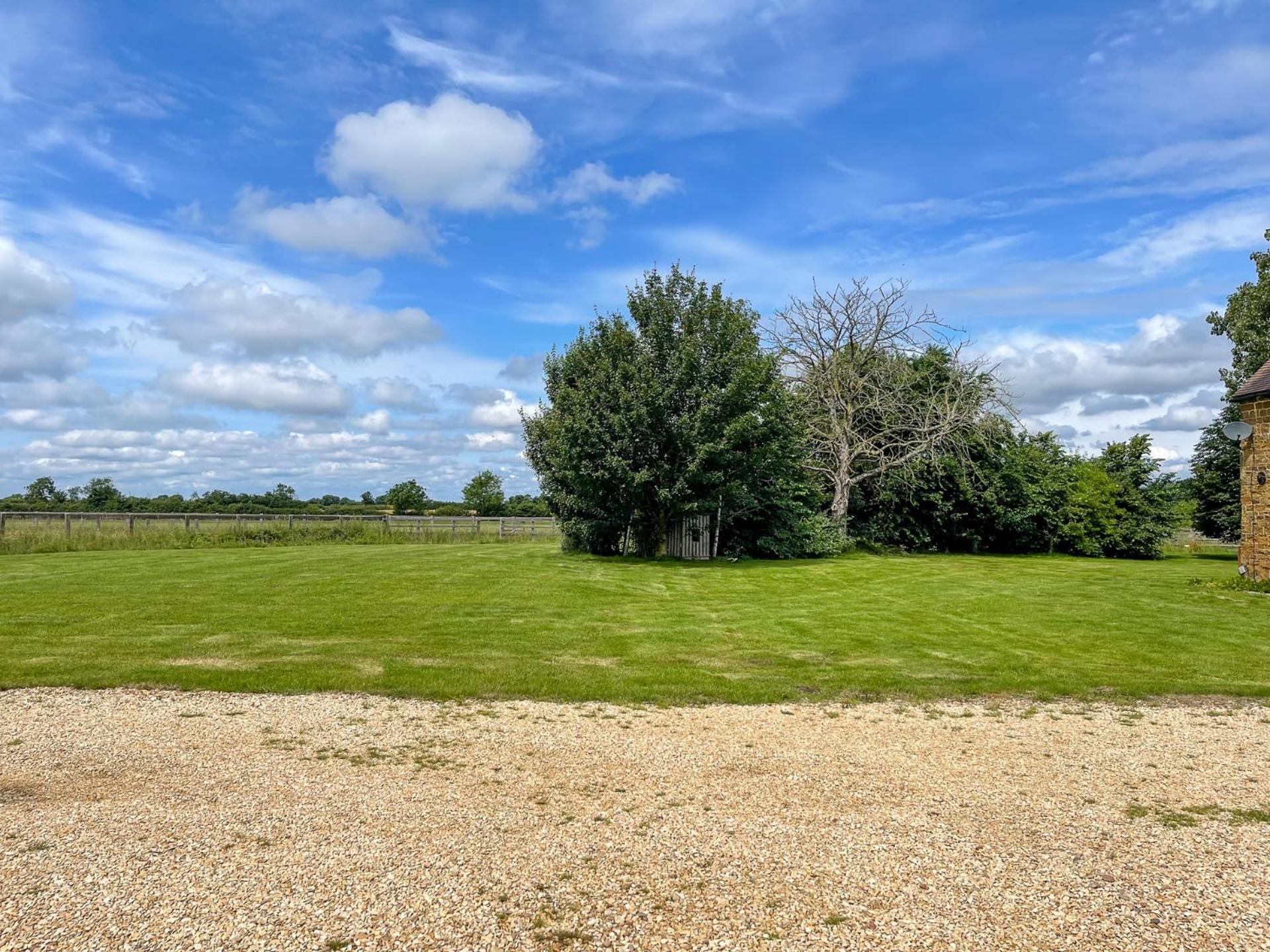 Idyllic Suite at Lower Fields Farm