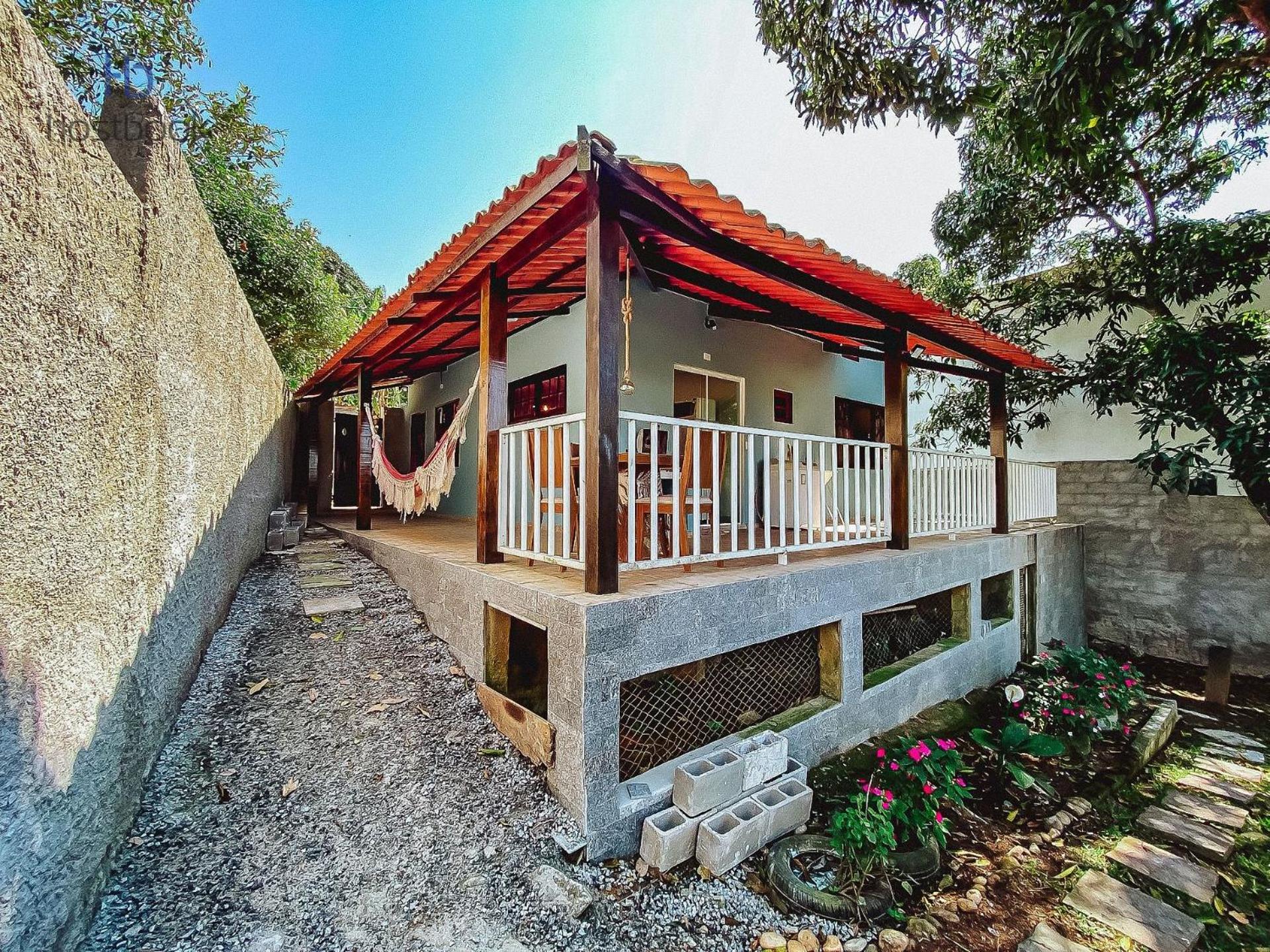 Complete house with backyard near Pecado beach
