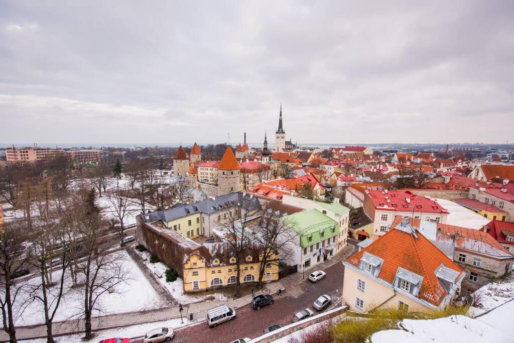 Tallinn City Apartments - Luxury 3 bedroom, sauna, views view 5