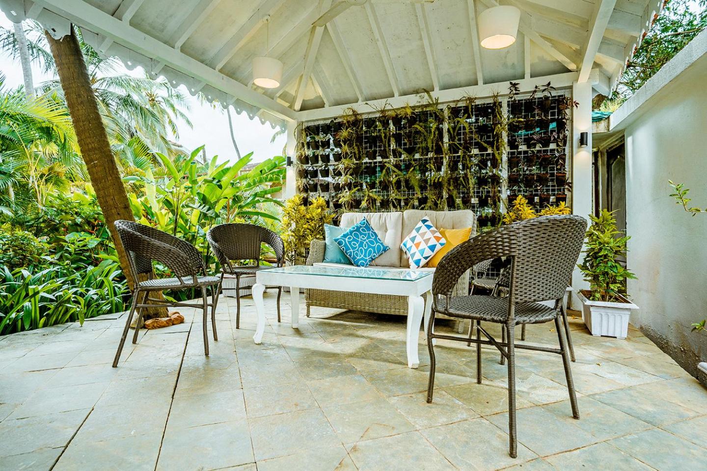 OV4 - 4BHK Villa near Baga, Private Pool view 5