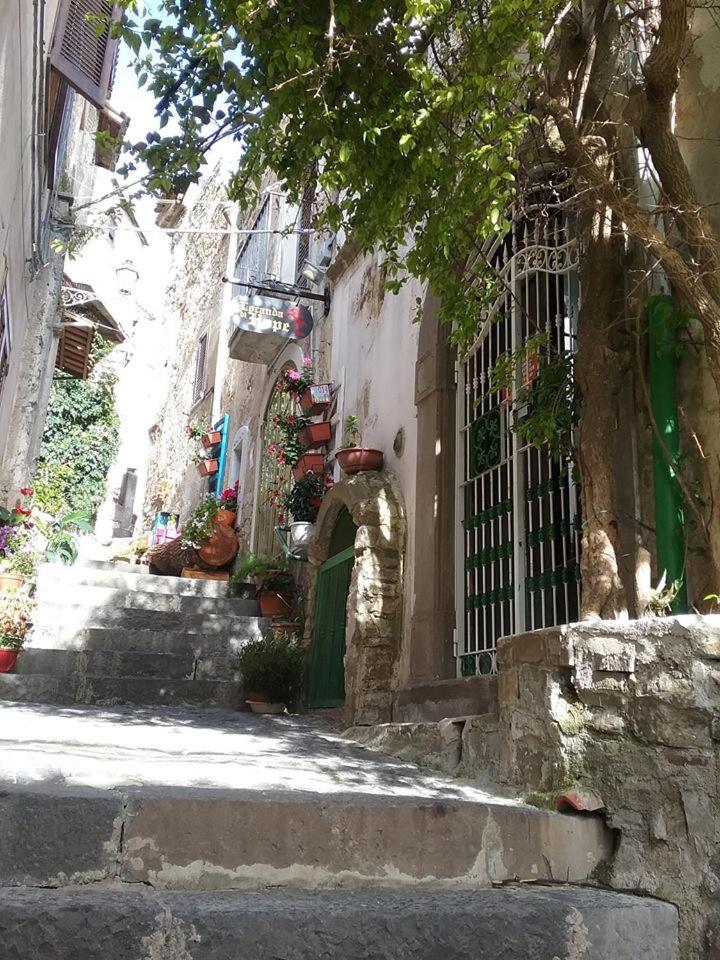 Kirillos IN CILENTO