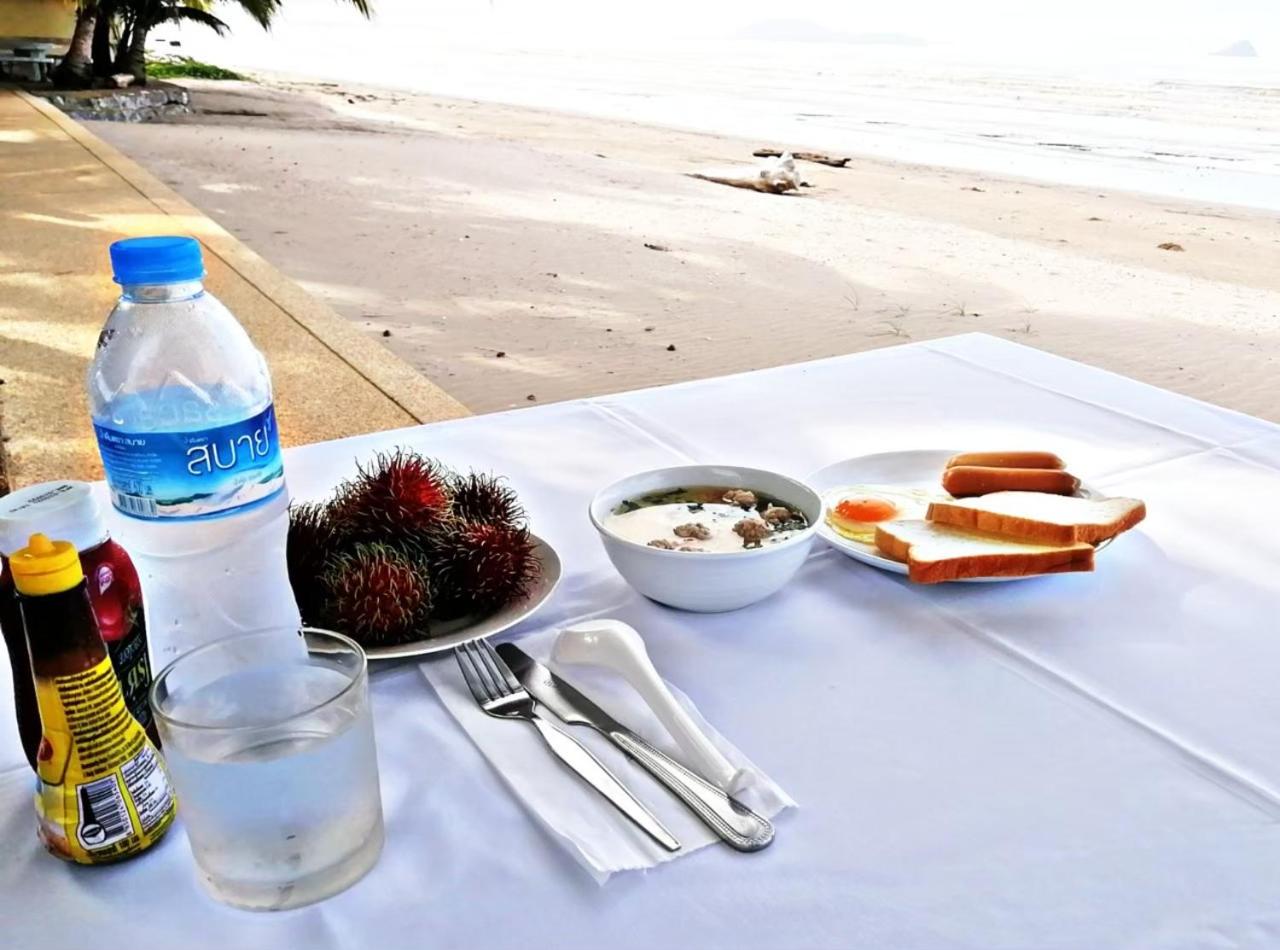 Baan Faa Talaychan Resort