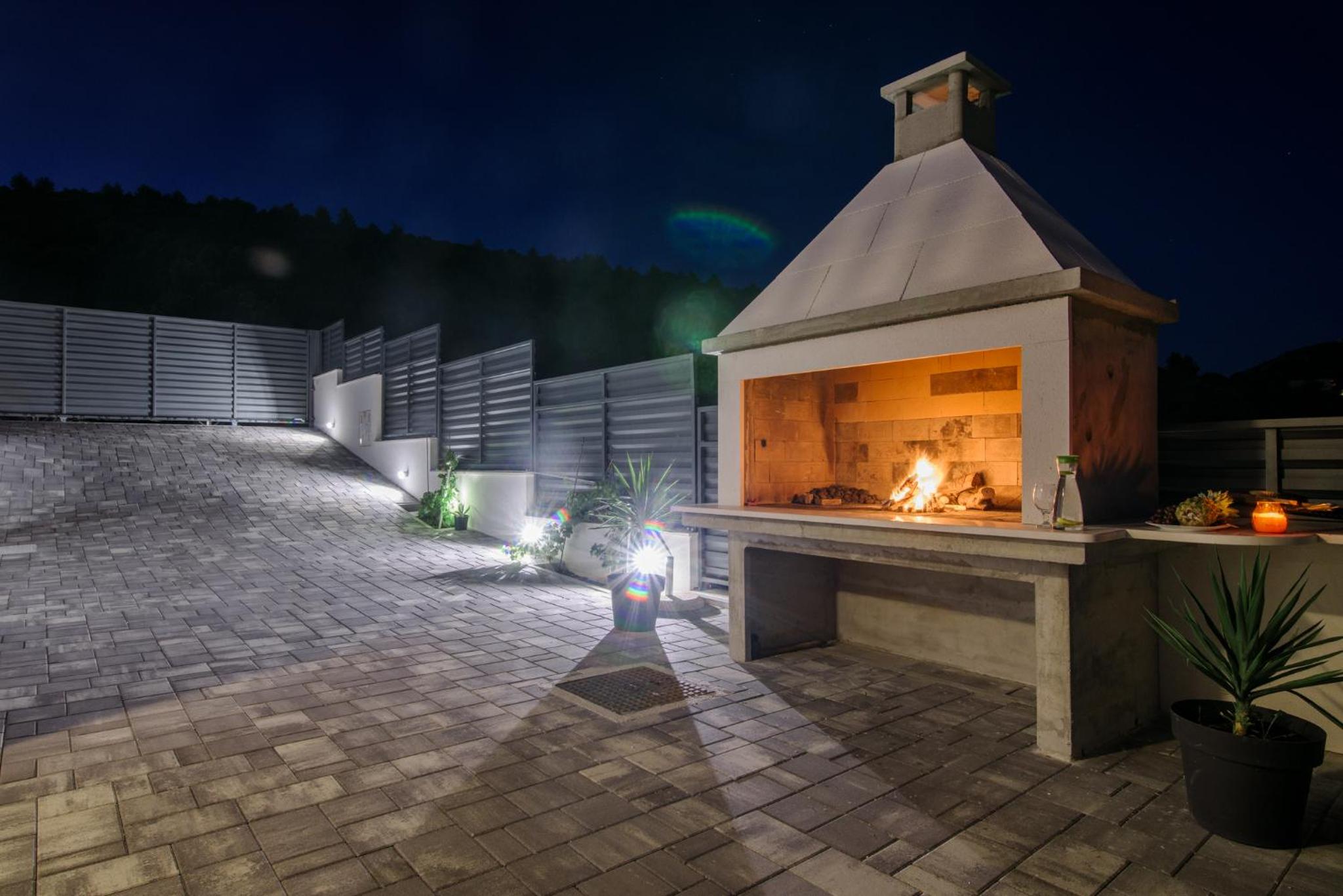 VILLA Mari with private pool view 5