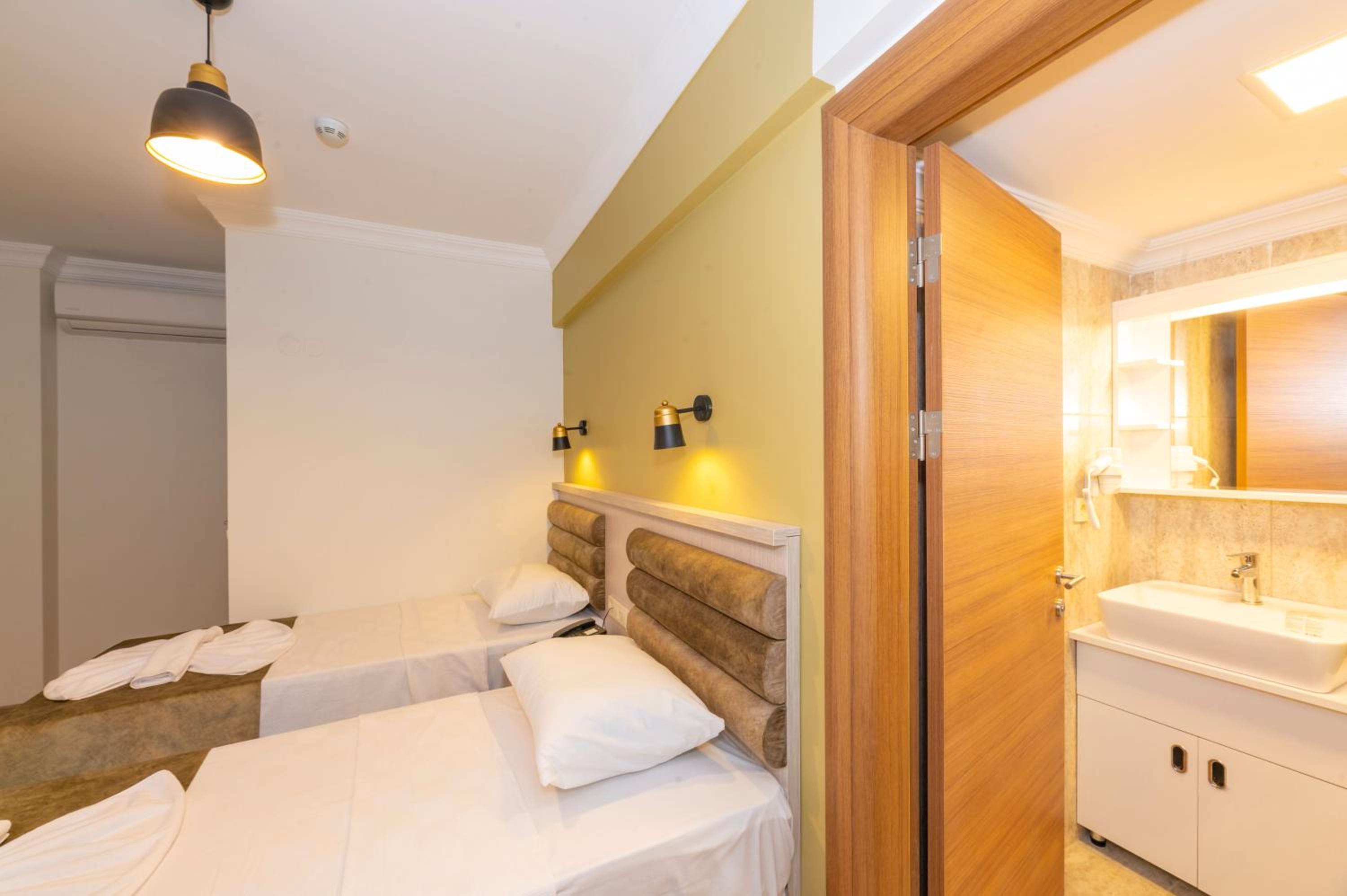 Bazaar Hotels Eski Şehir - Image 48