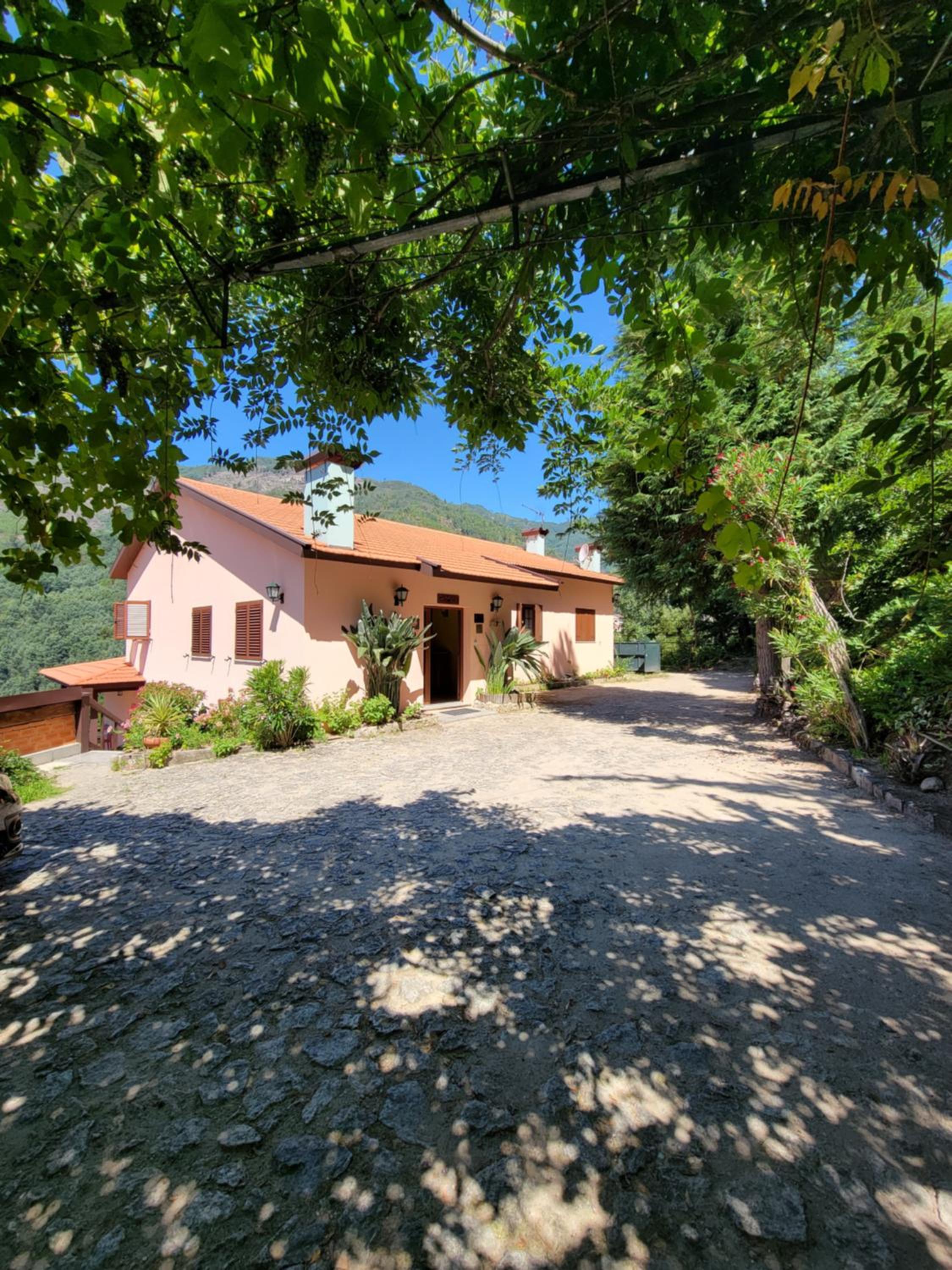 Quinta De Gestacos view 2