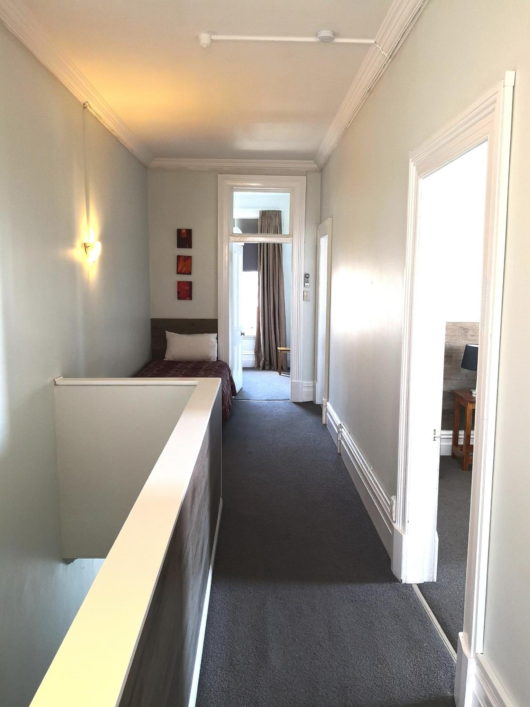 Owens Motel