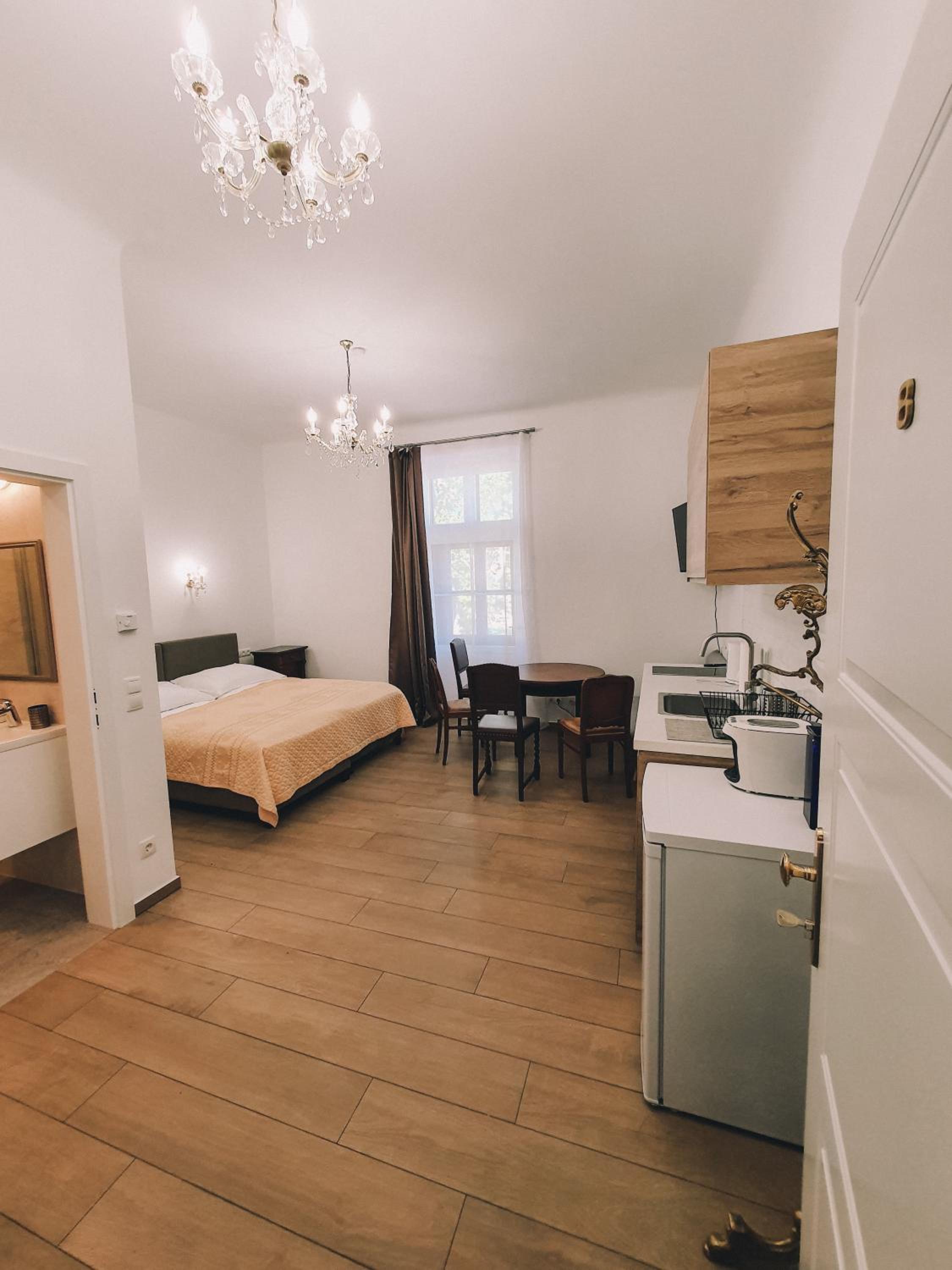 Villa Musik - apartments in historical Villa , Baden