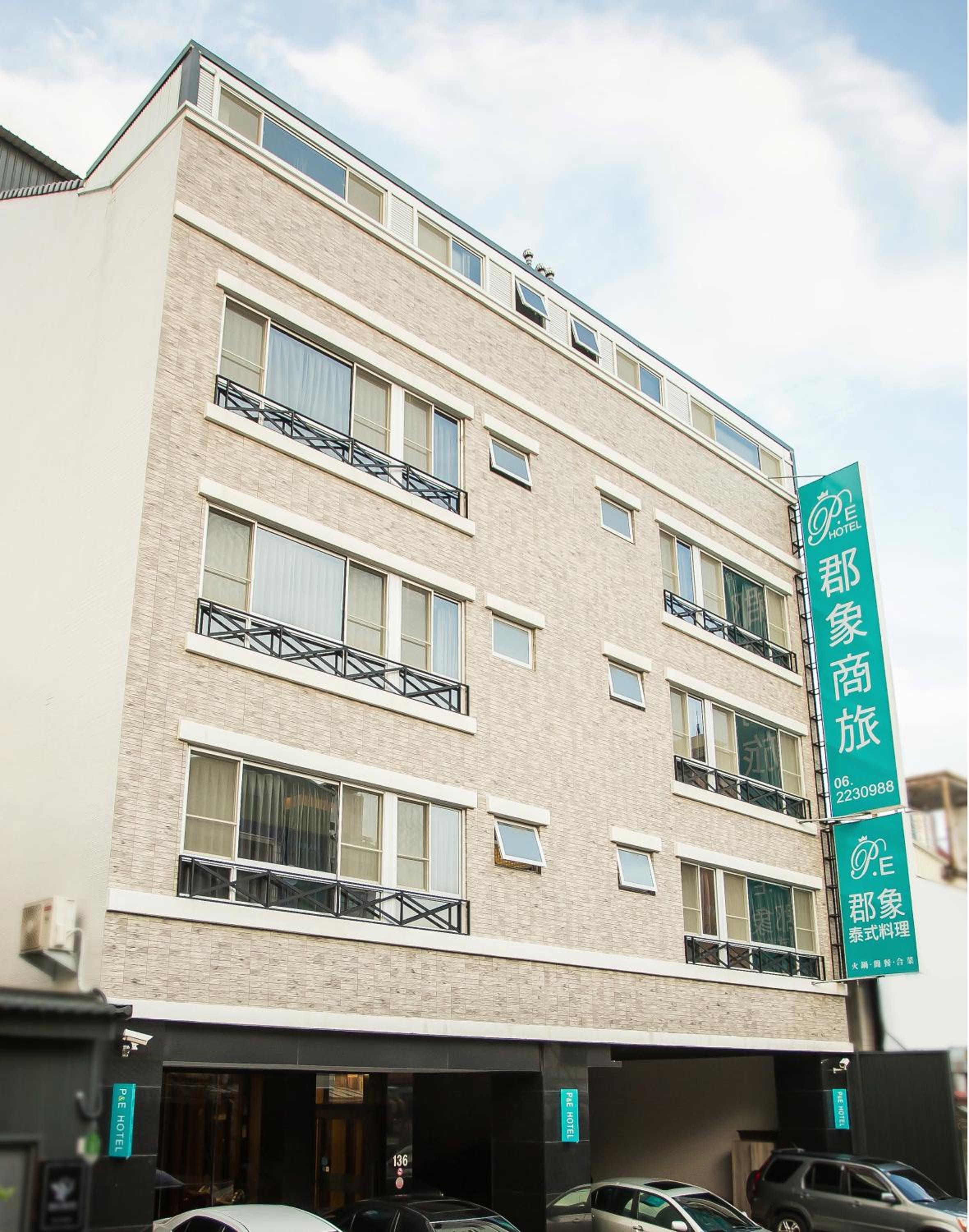 P&E Hotel