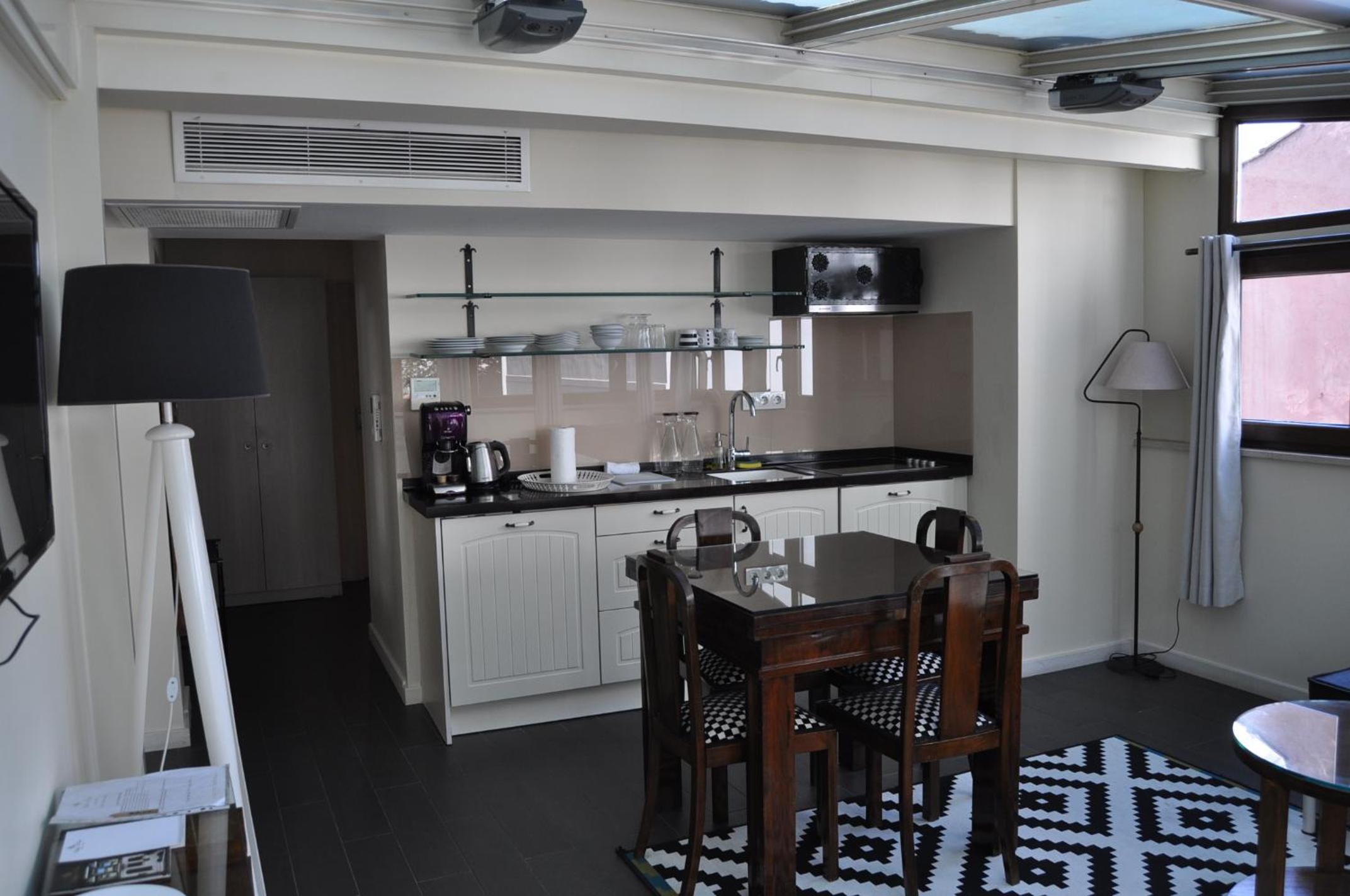 Villa Pera Suite Otel - Image 206