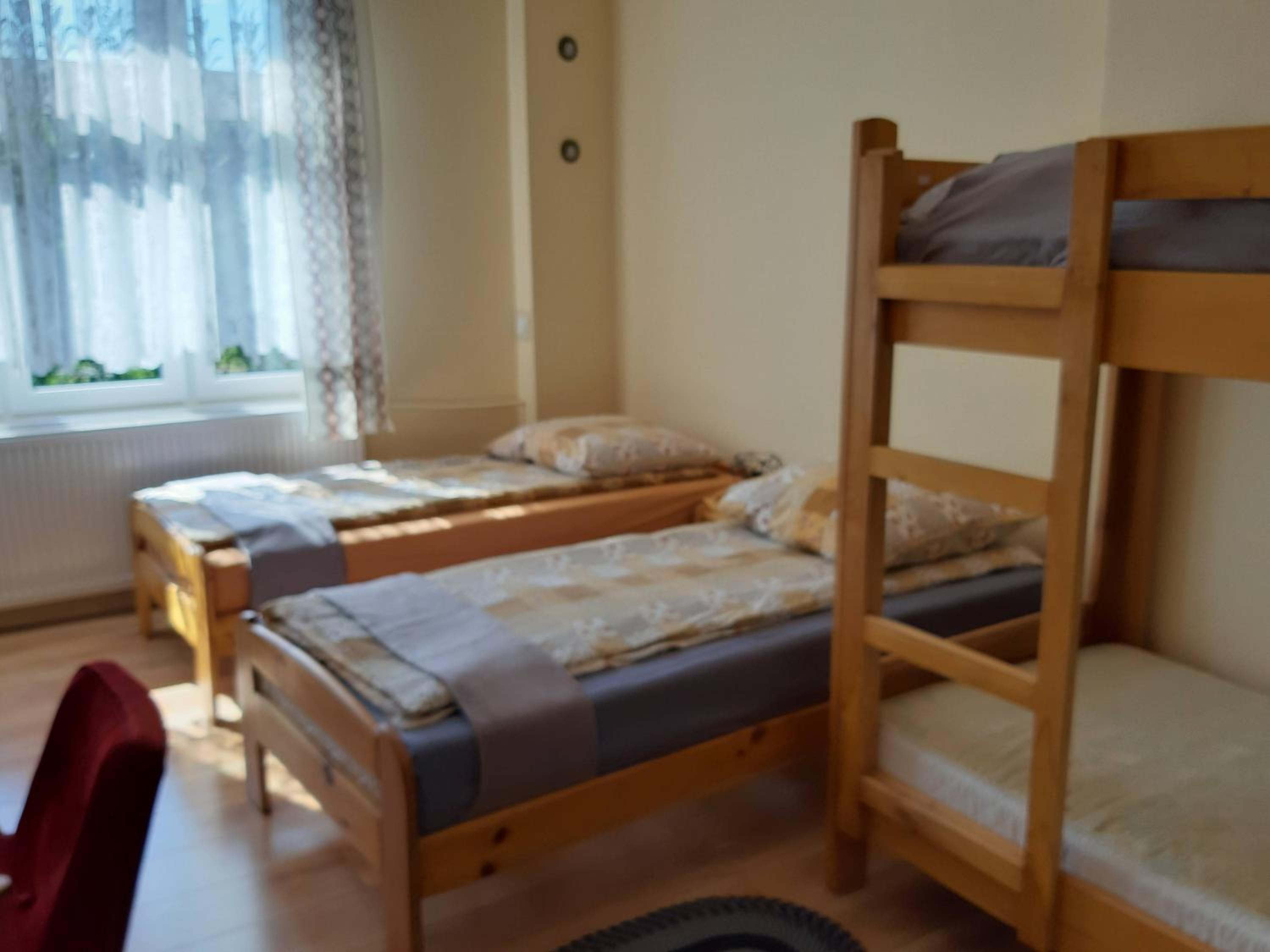 Photo 44