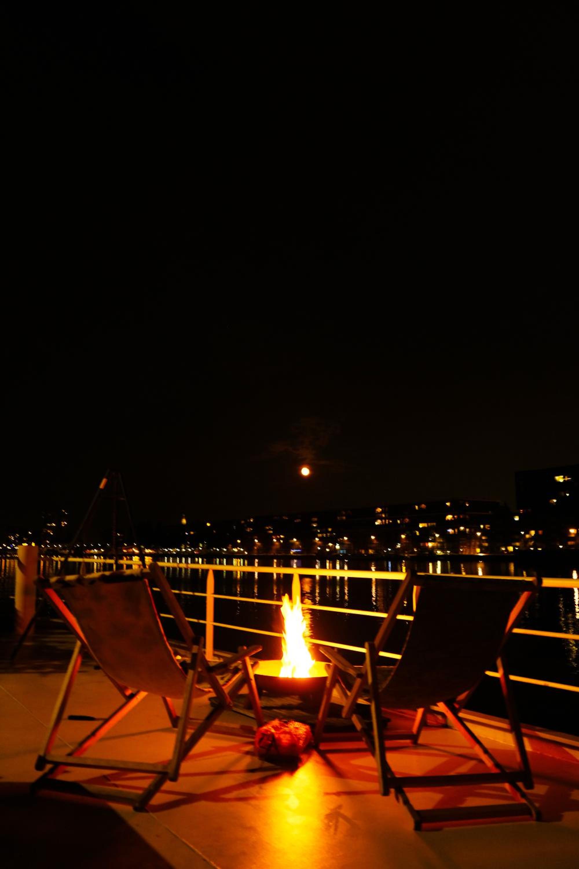 Stunning boat with a view photo 5