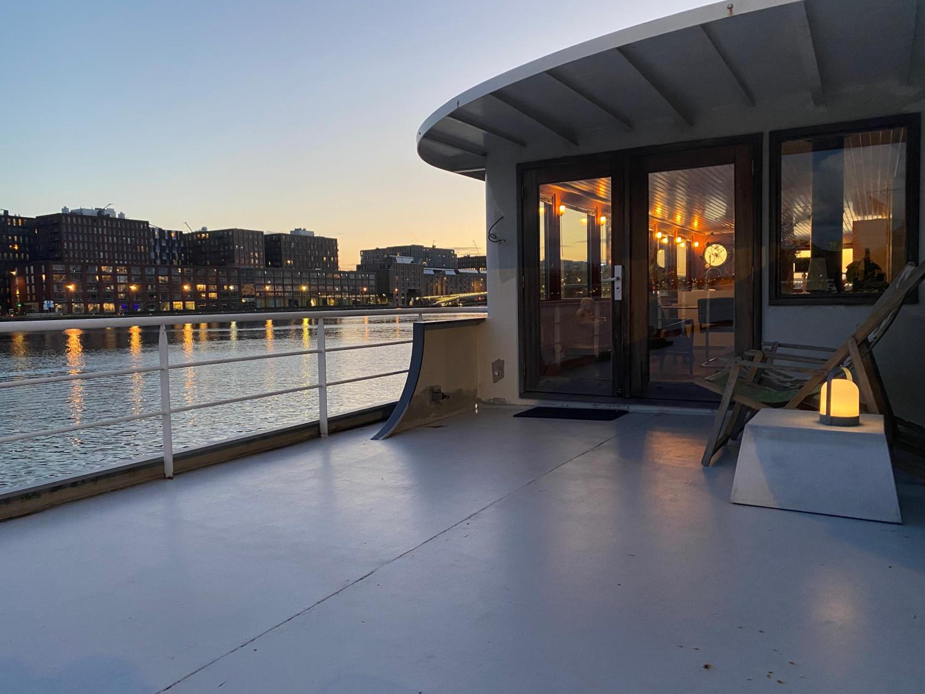 Stunning boat with a view