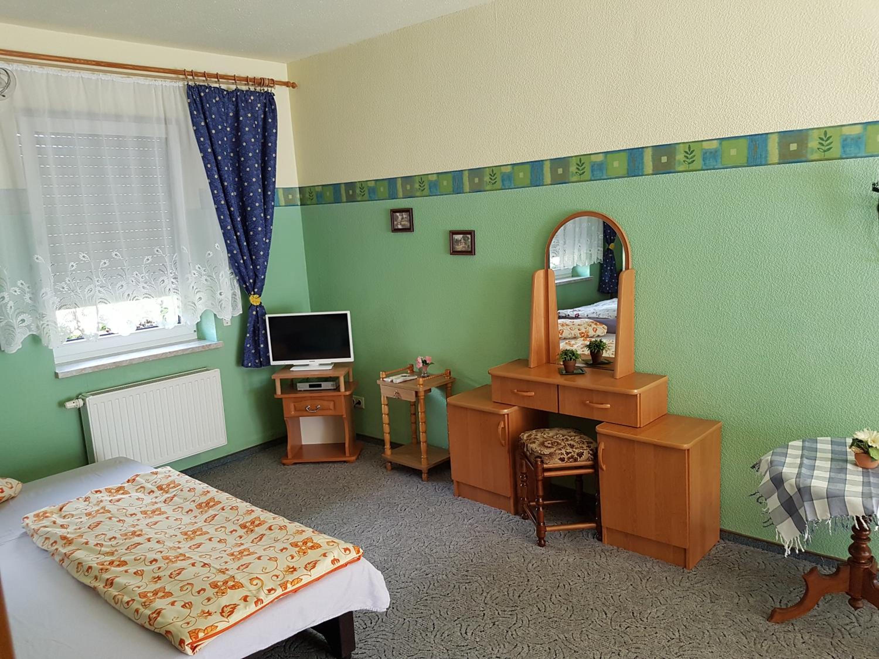 Photo 28