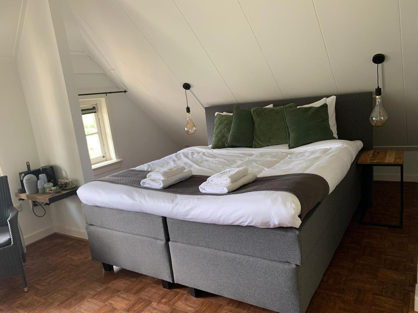Bed and Breakfast Goes view 3