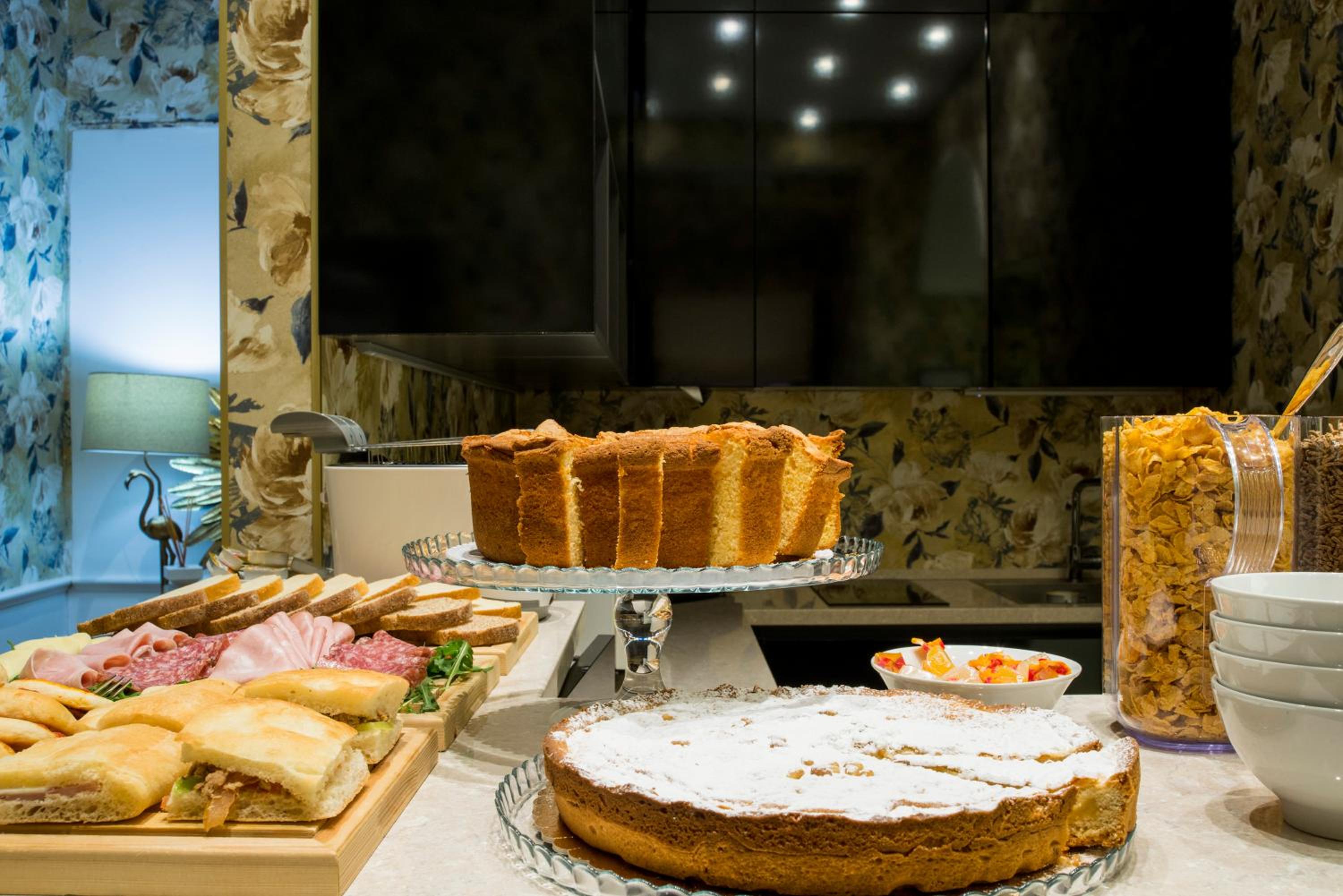 Via Veneto Suites