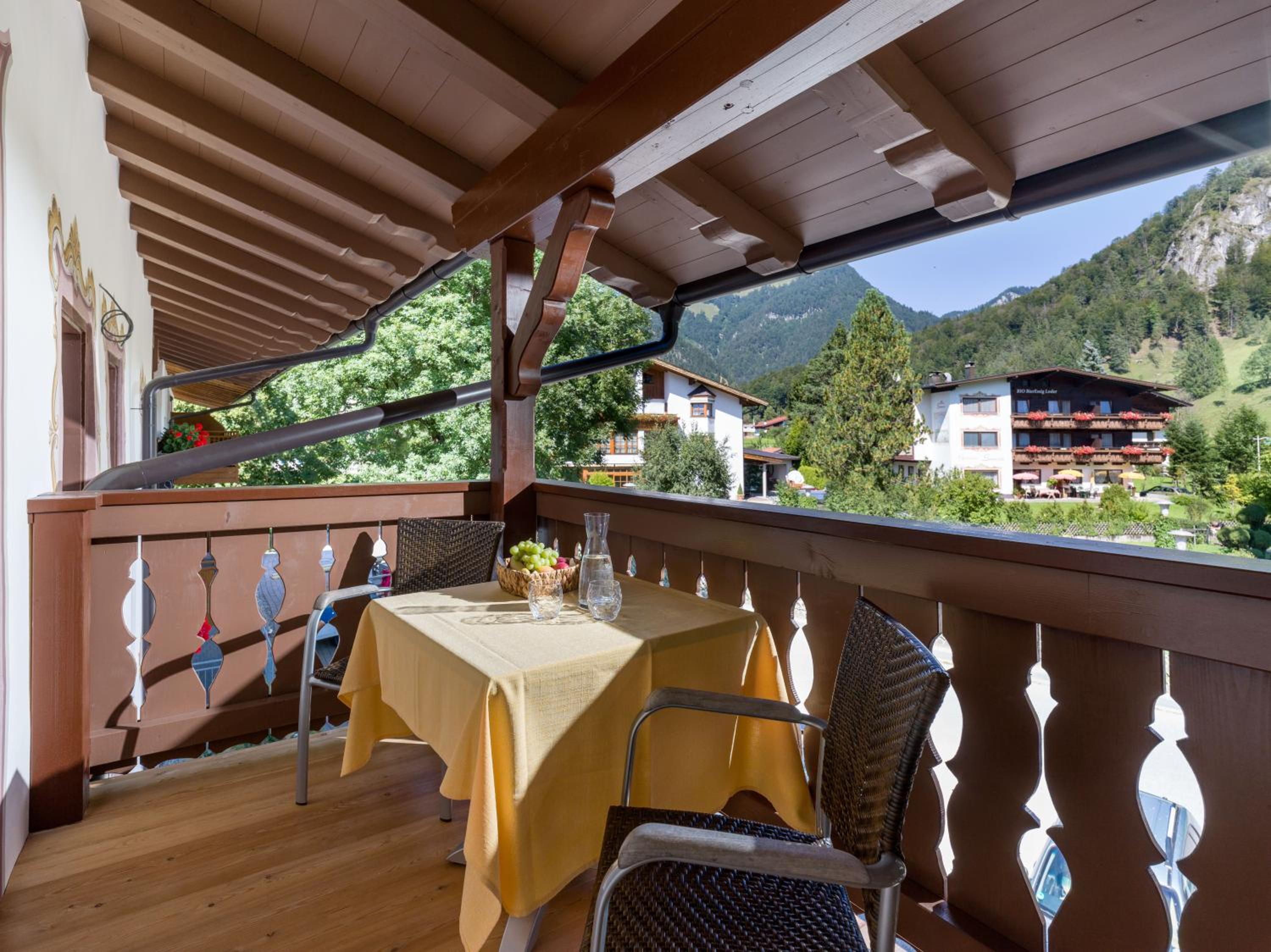 balcony