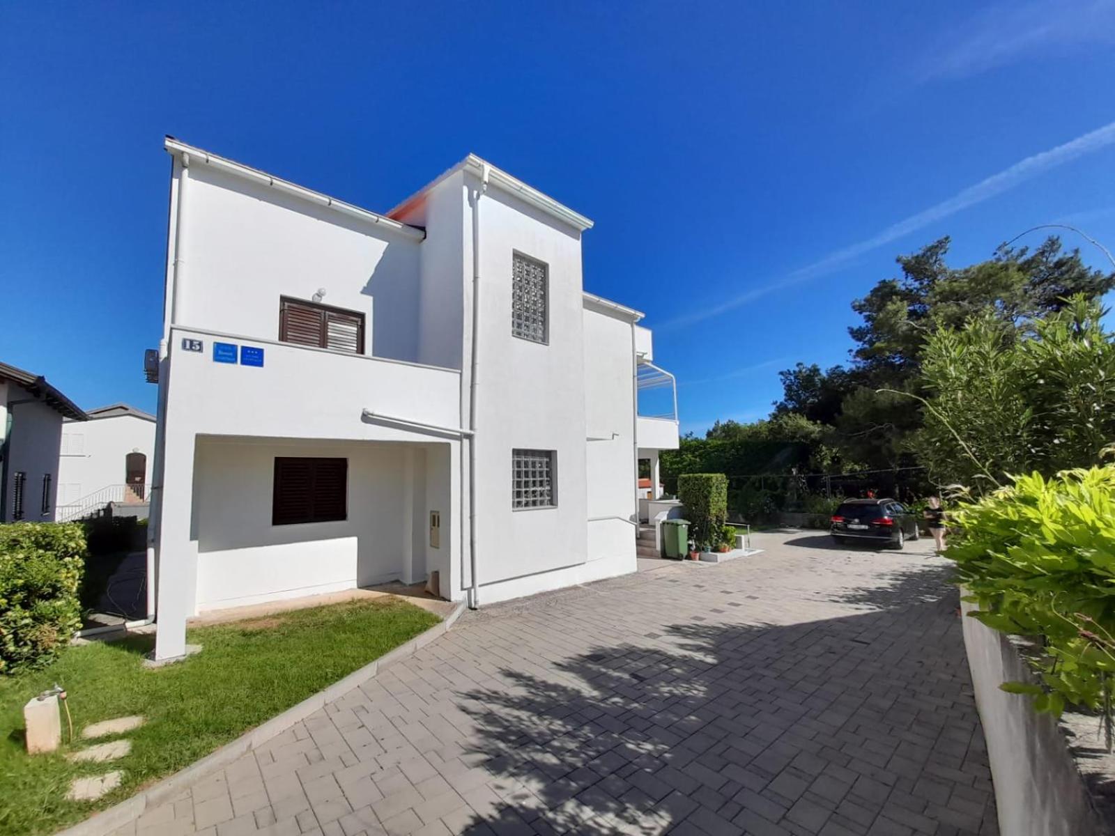 Apartment Niva view 5
