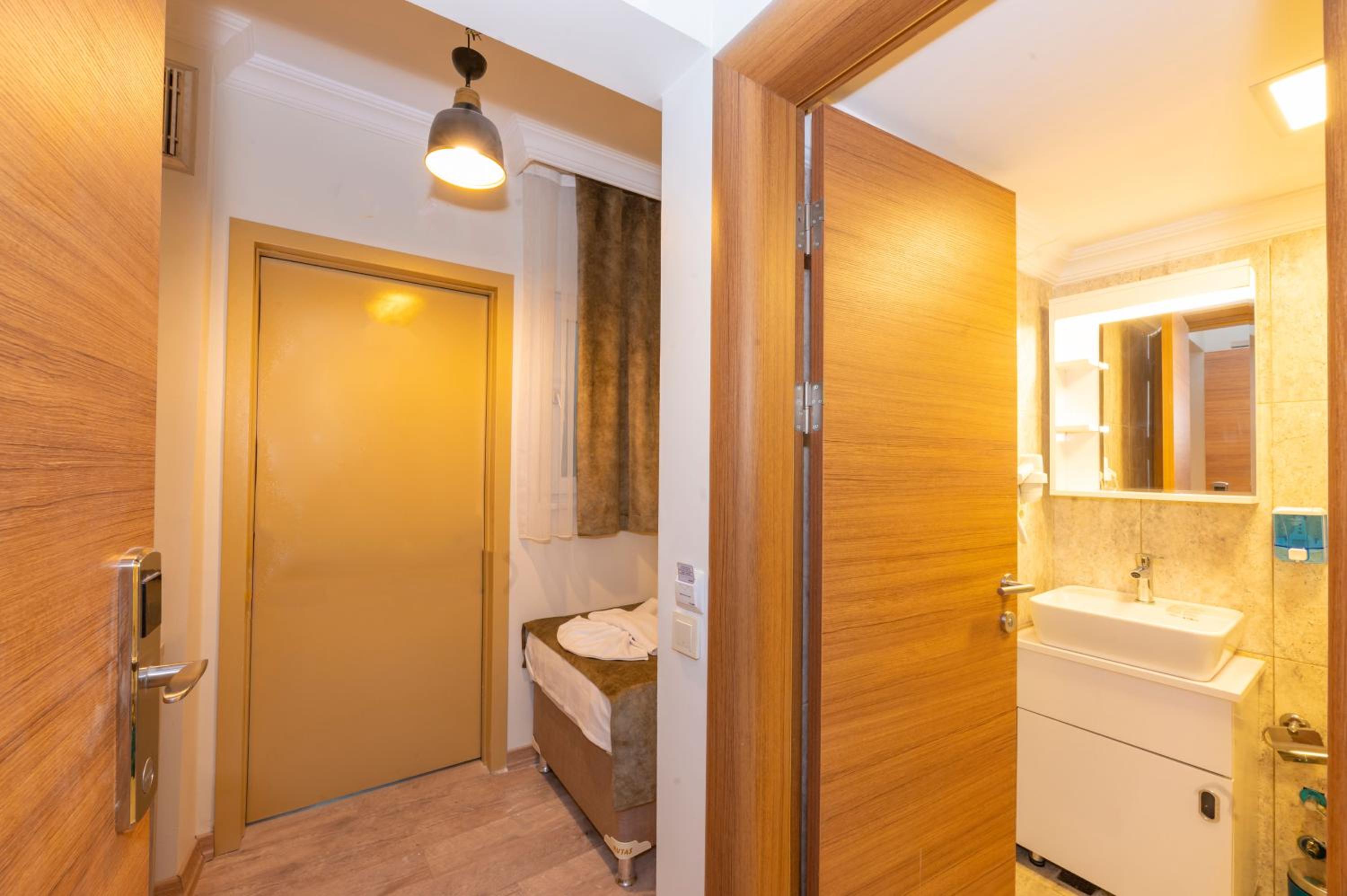 Bazaar Hotels Eski Şehir - Image 70