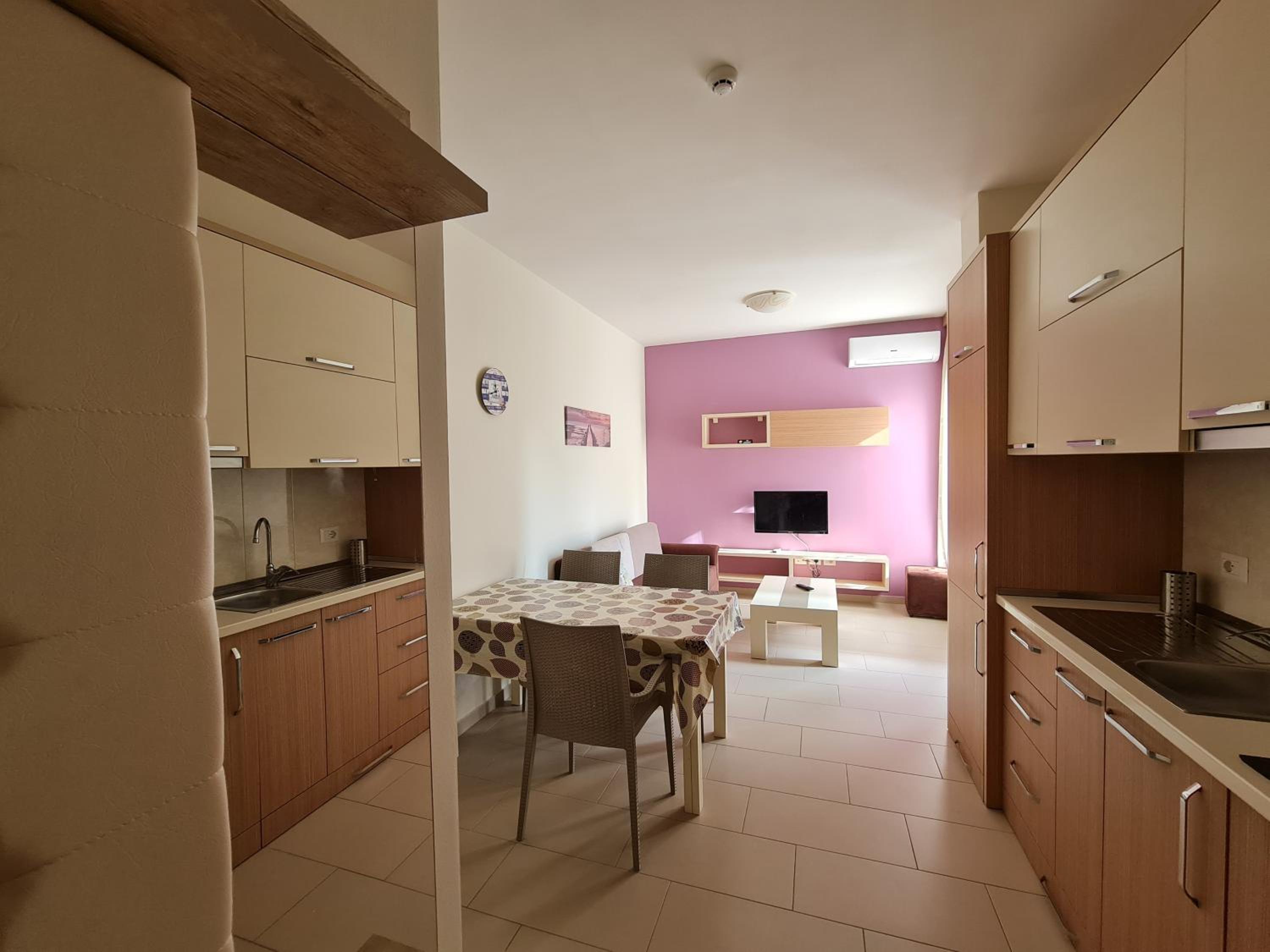 HOLIDAY APARTMENTS Vlore