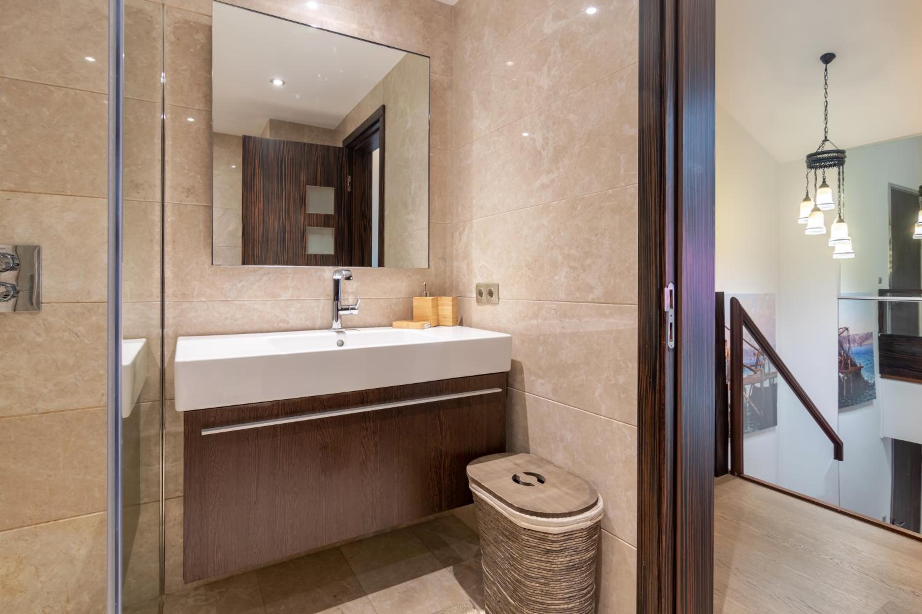 Deger 16 Residences