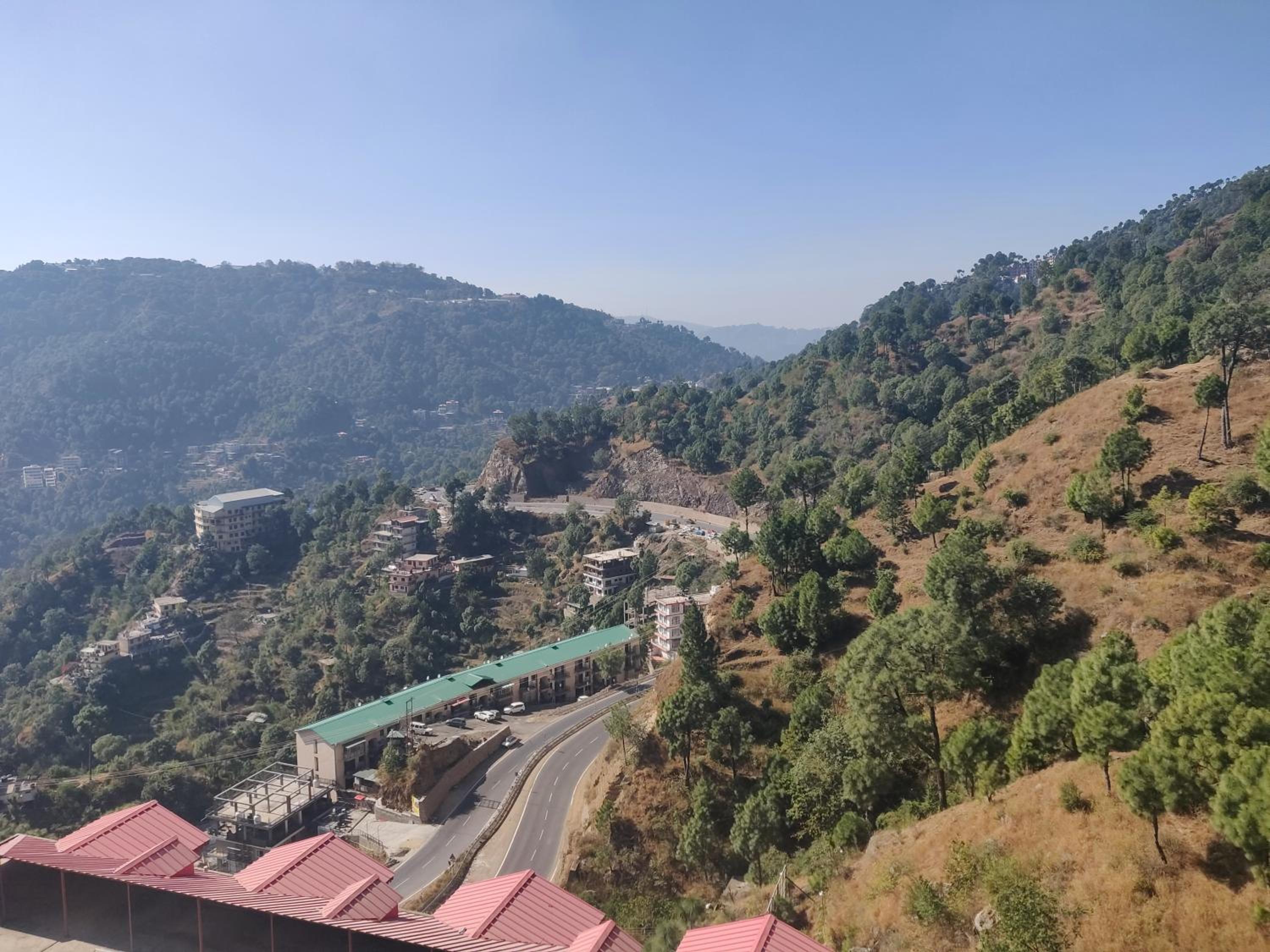 2BHK Furnished Apartment/Near Kasauli/Barog/Luv Fun & Adventure view 4