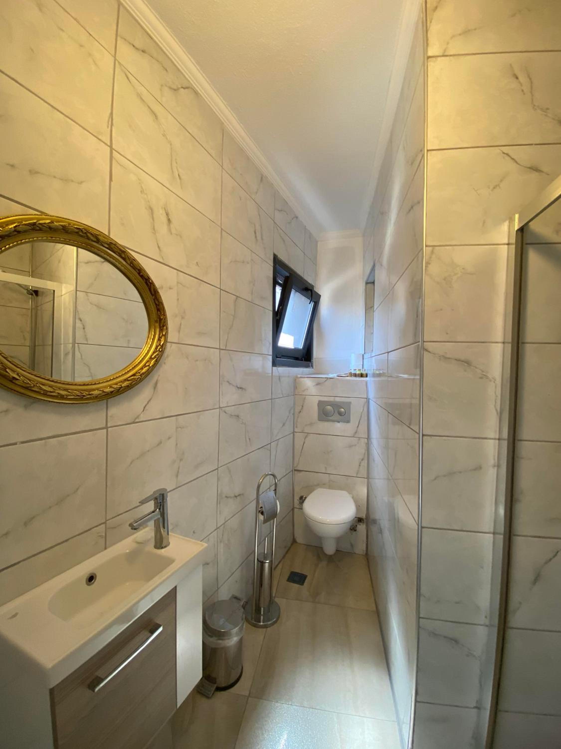 HHK Hotel - Image 84